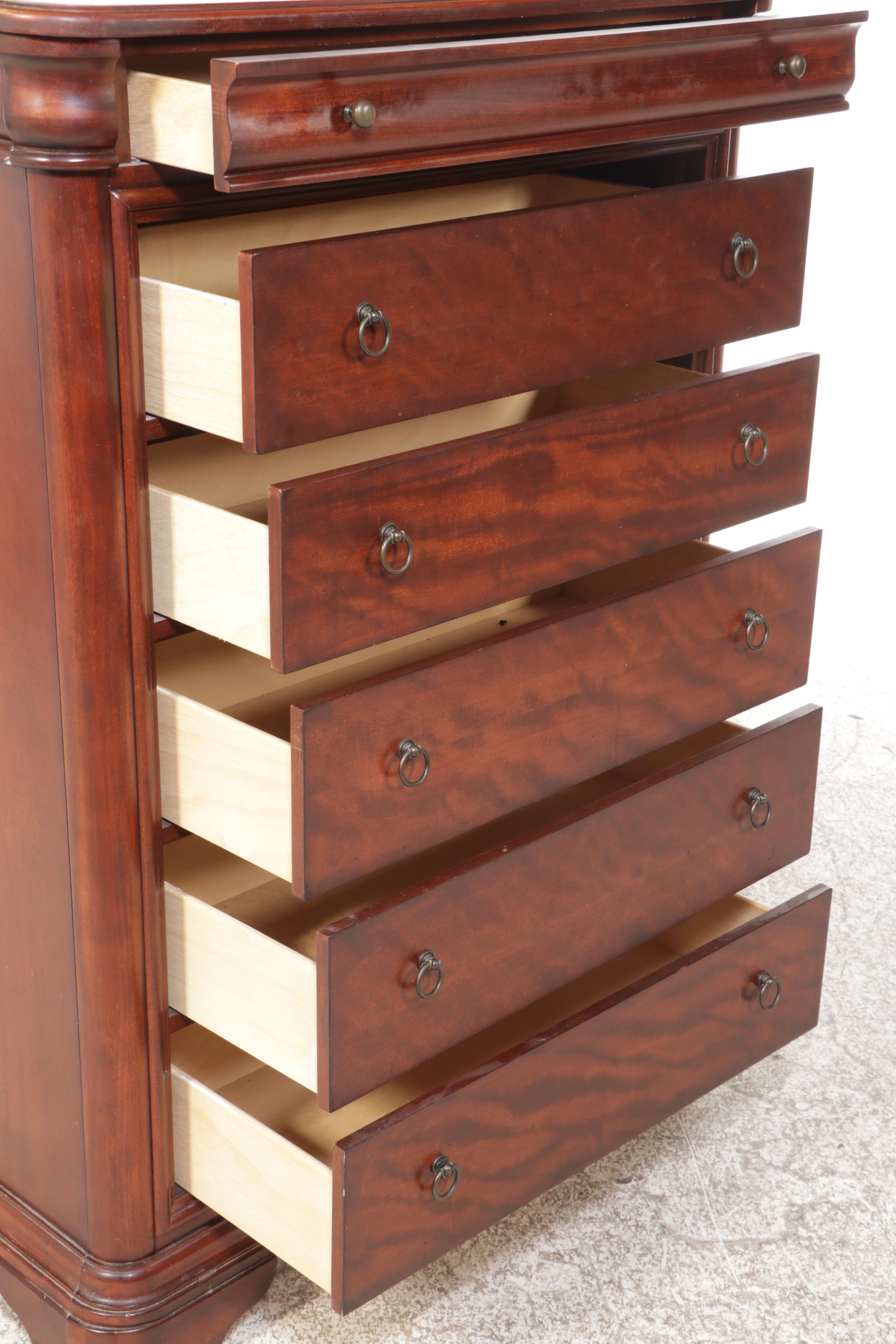 Furniture Fair Mahogany Veneered Chest of Drawers