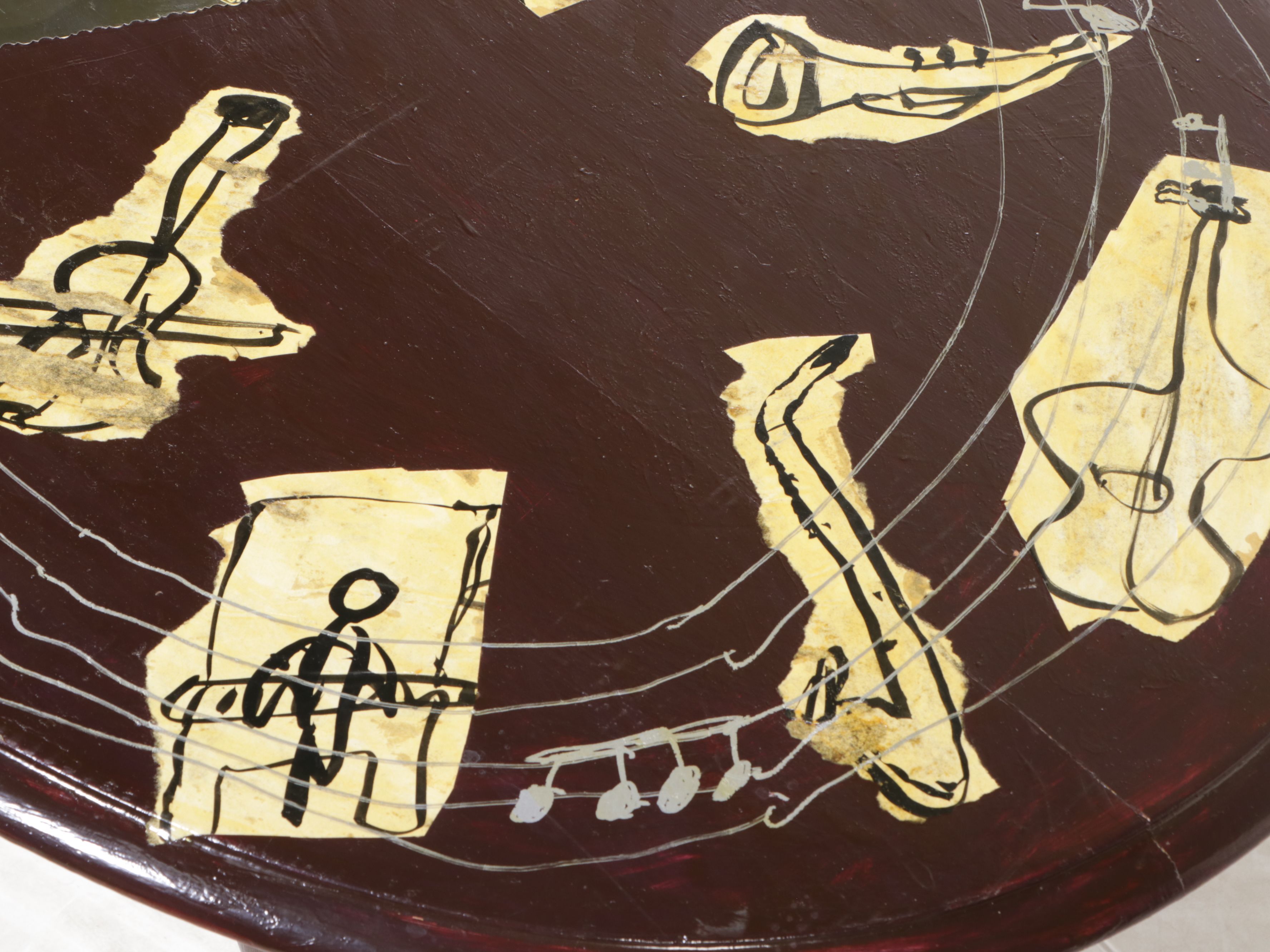 Kincaid Hand-Decorated Queen Anne Style Coffee Table