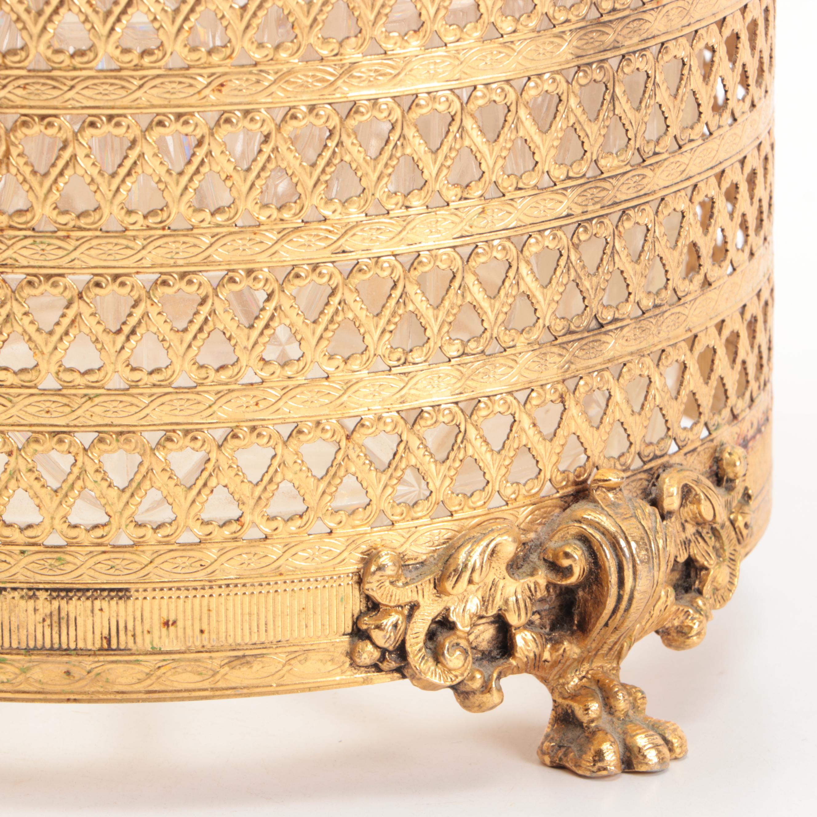 Porcelain Soap Dish, Toothbrush Cups, and More Bathroom Accessories