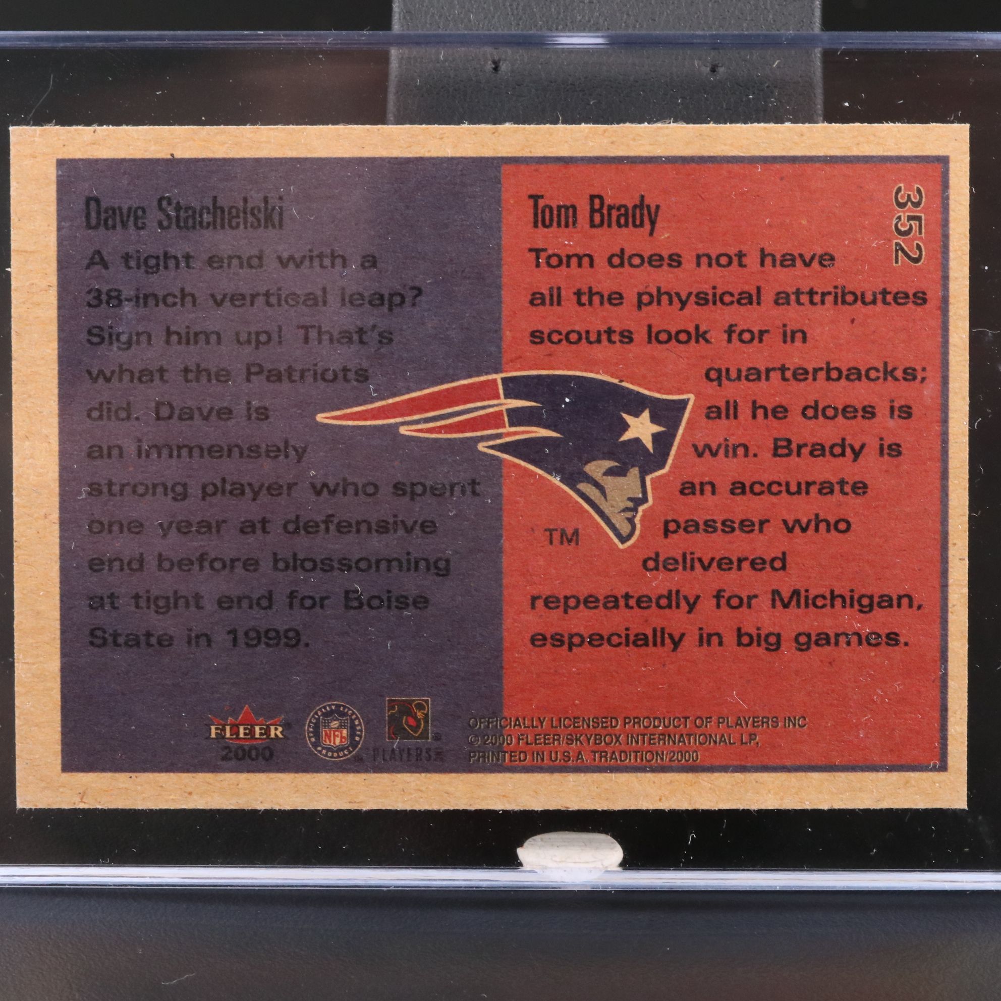 2000 Fleer Tradition Tom Brady New England Patriots Rookie Football Card