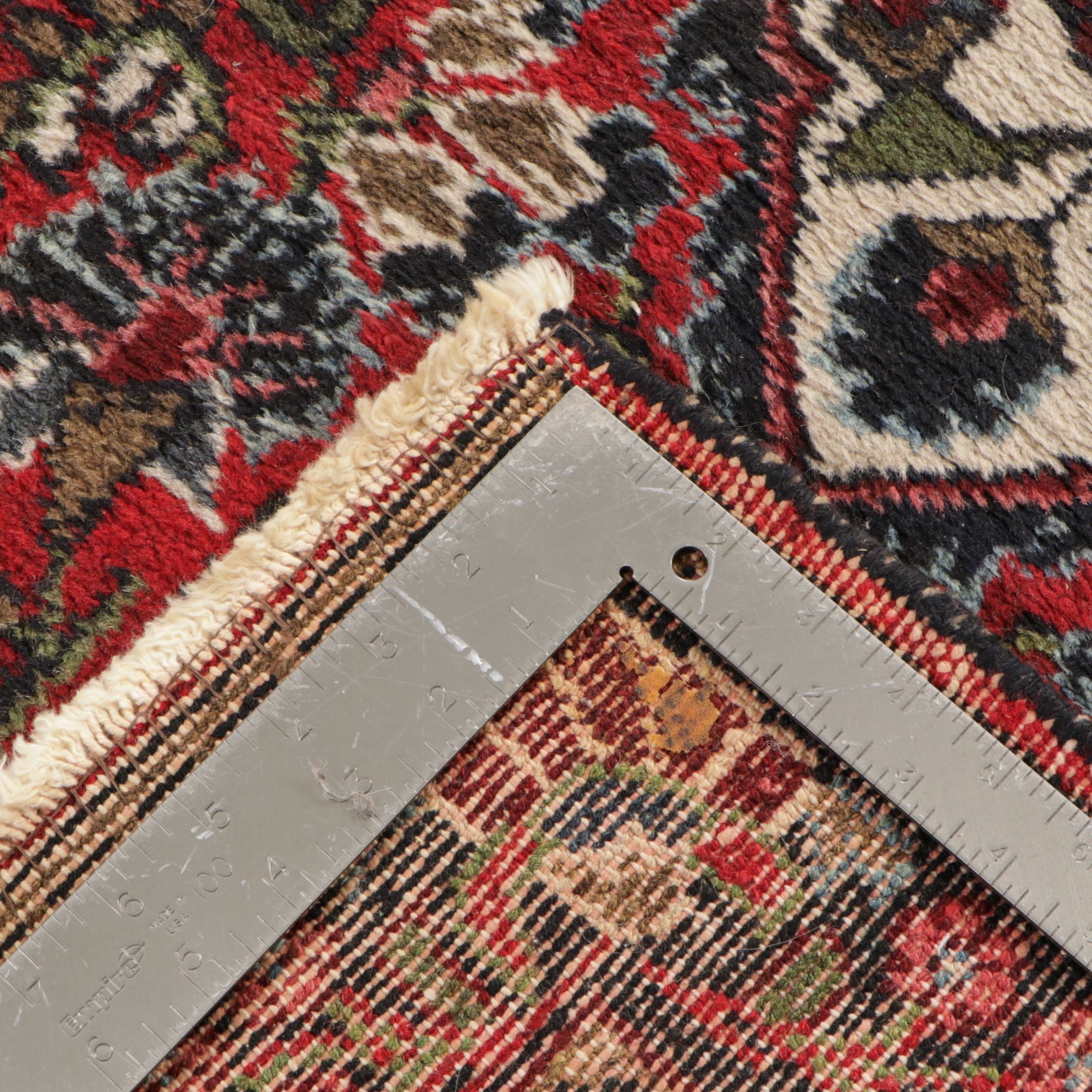 2'8 x 4'6 Hand-Knotted Persian Hamadan Accent Rug