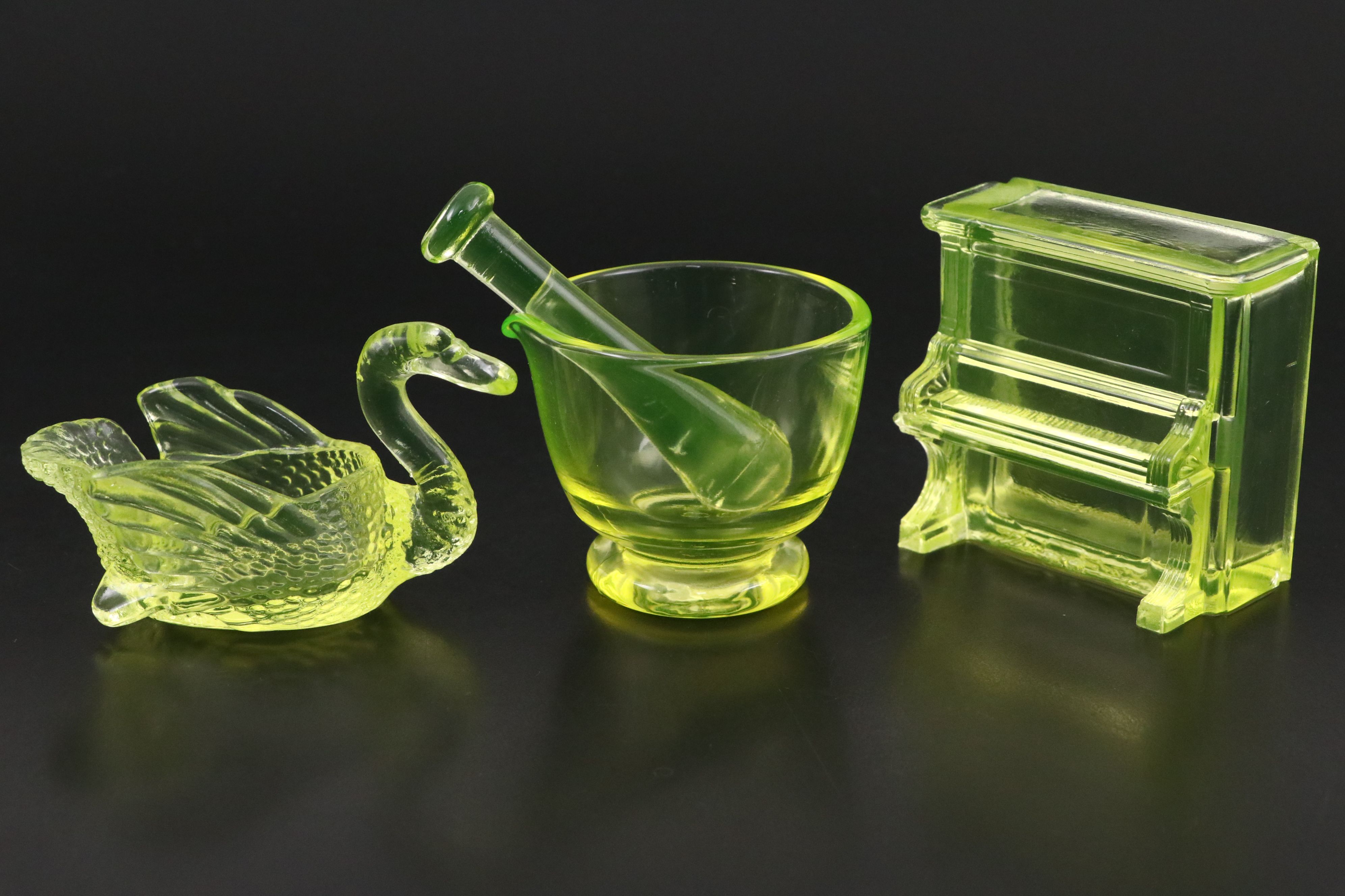 Mosser, Boyd's with Other Vaseline Glass Figurines, Mortar and Pestle with More