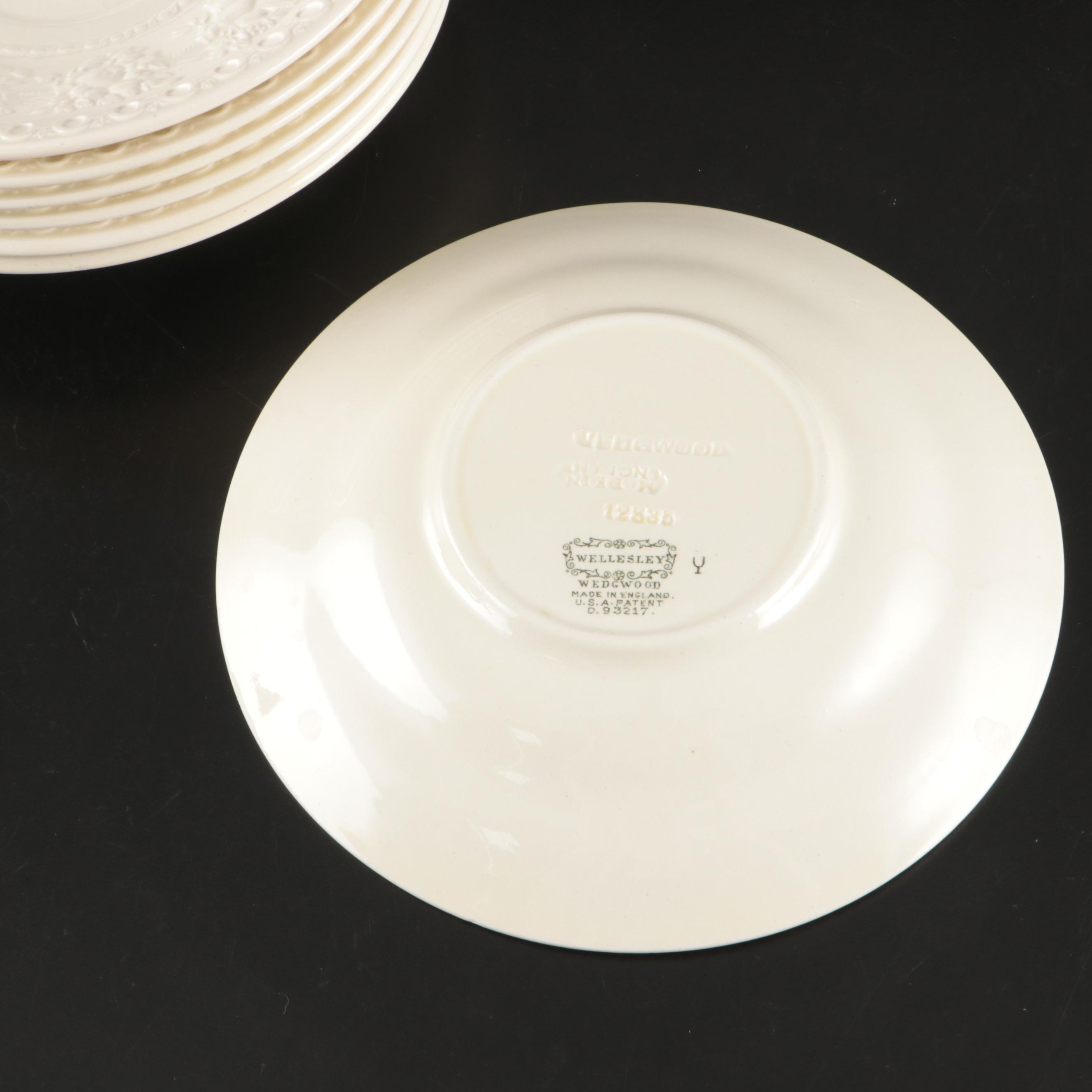 Wedgwood "Wellesley" Ceramic Dinnerware