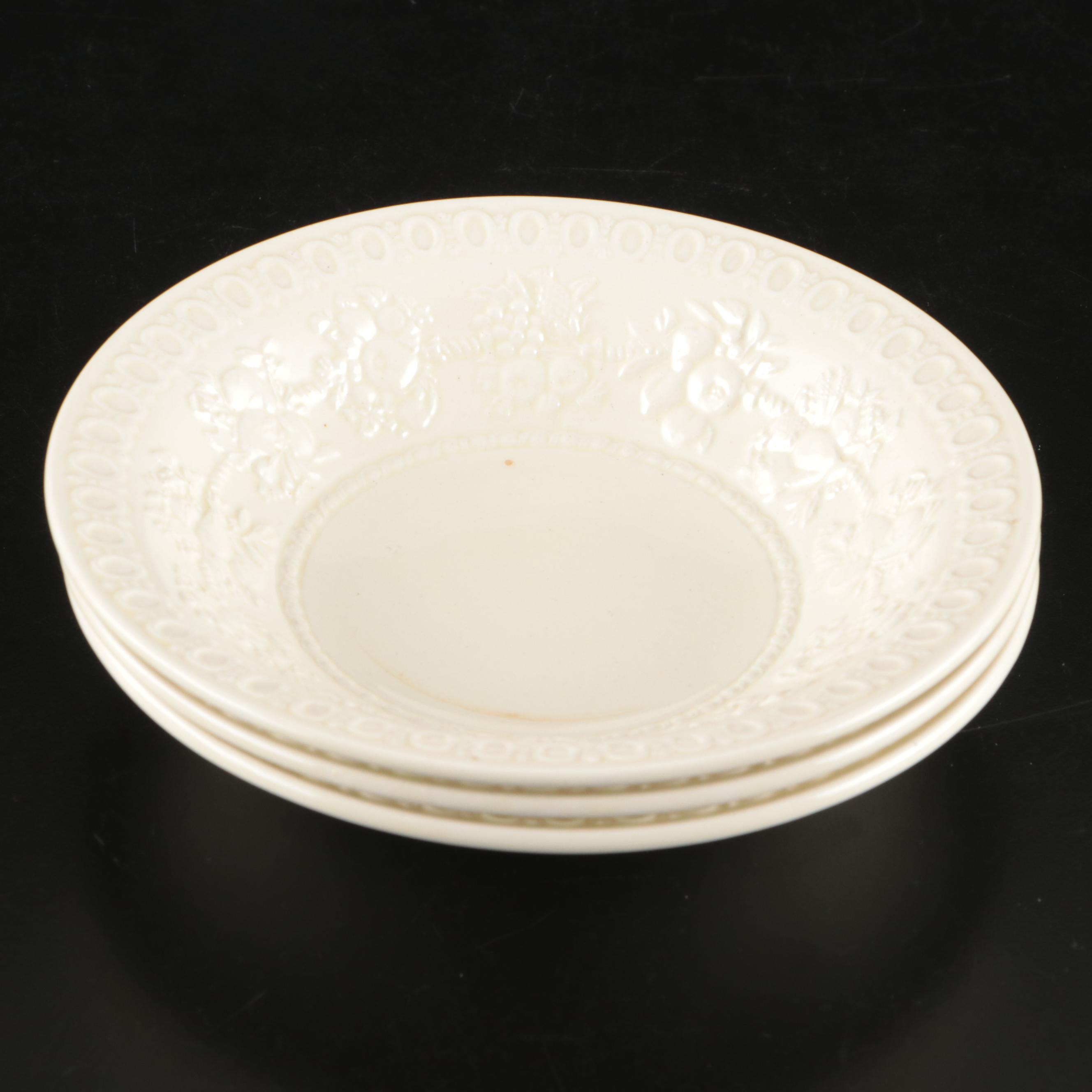 Wedgwood "Wellesley" Ceramic Dinnerware