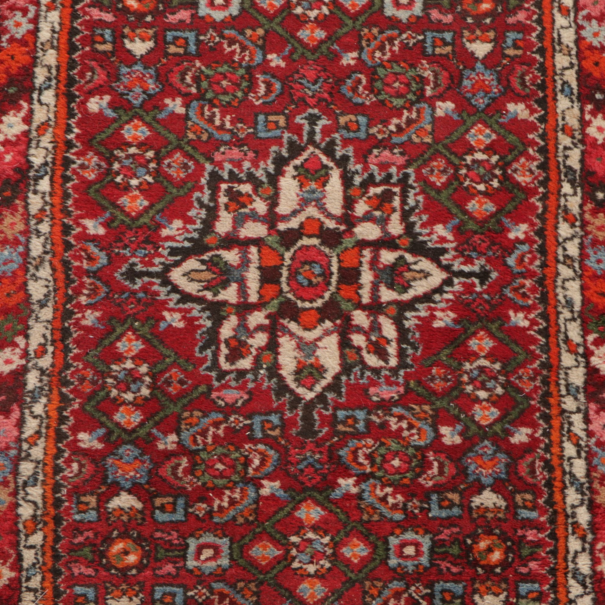2'5 x 4' Hand-Knotted Persian Hamadan Accent Rug