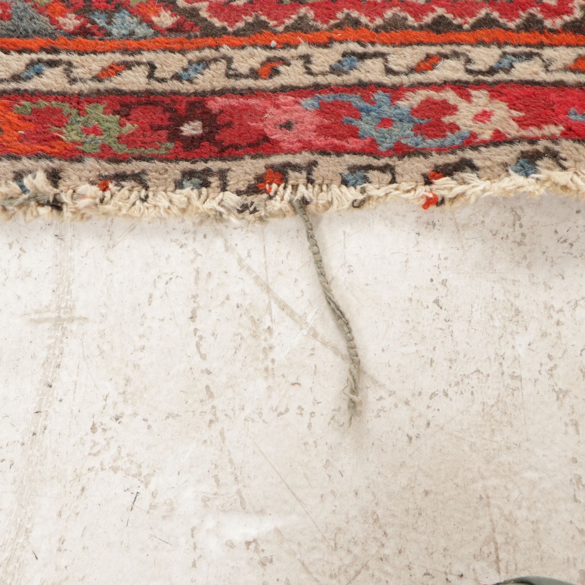 2'5 x 4' Hand-Knotted Persian Hamadan Accent Rug