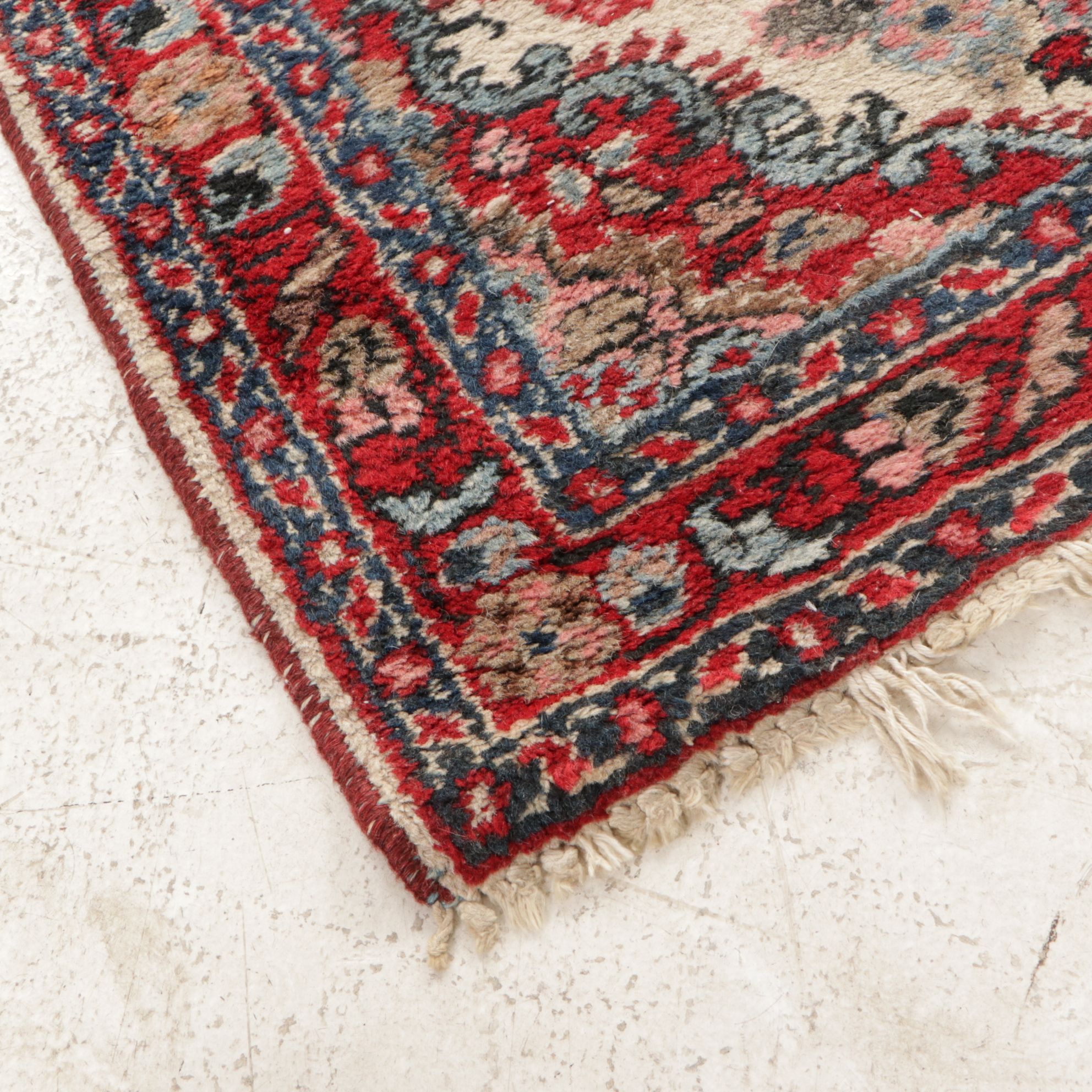 2'5 x 4'7 Hand-Knotted Persian Hamadan Accent Rug