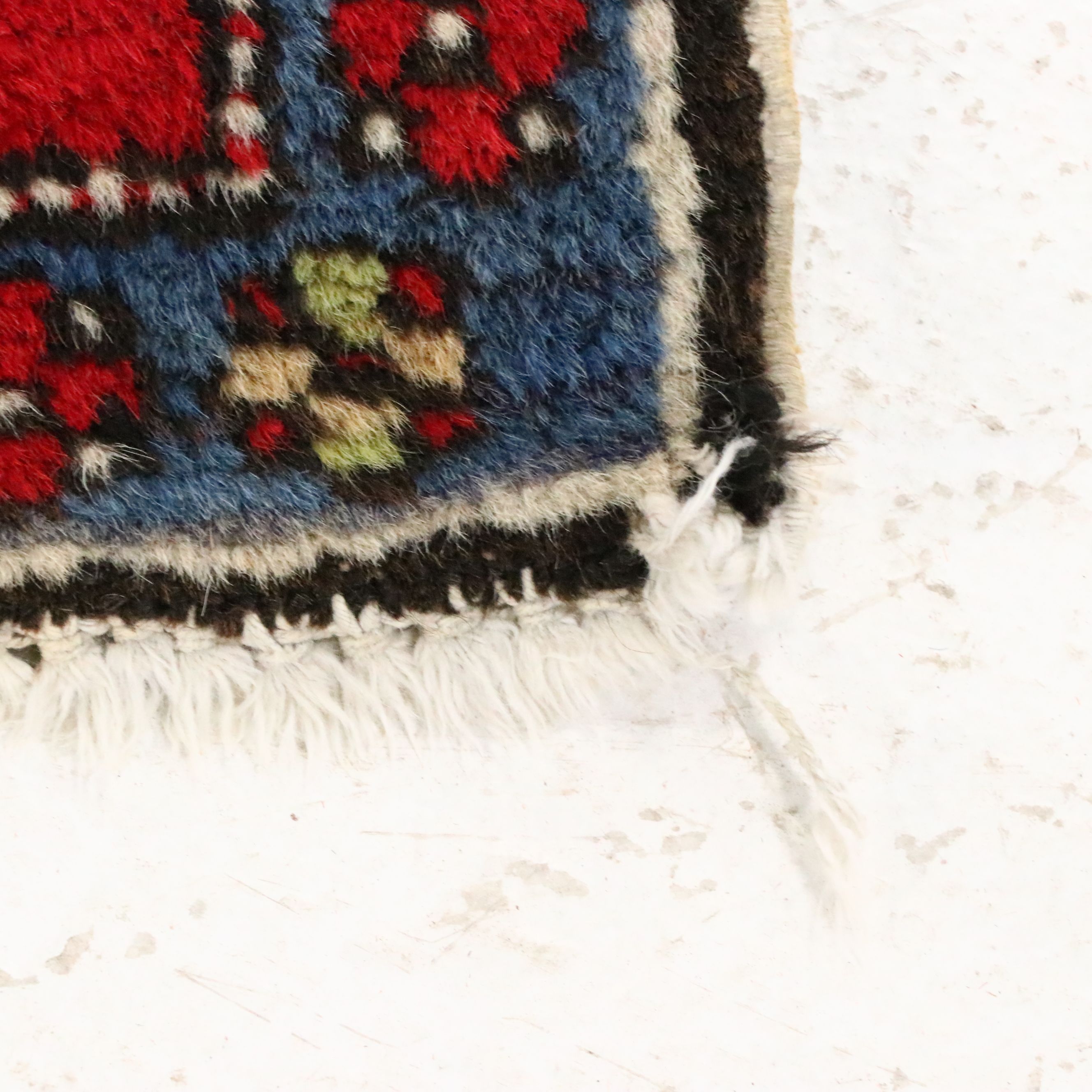 3'9 x 5'6 Hand-Knotted Caucasian Akstafa Area Rug