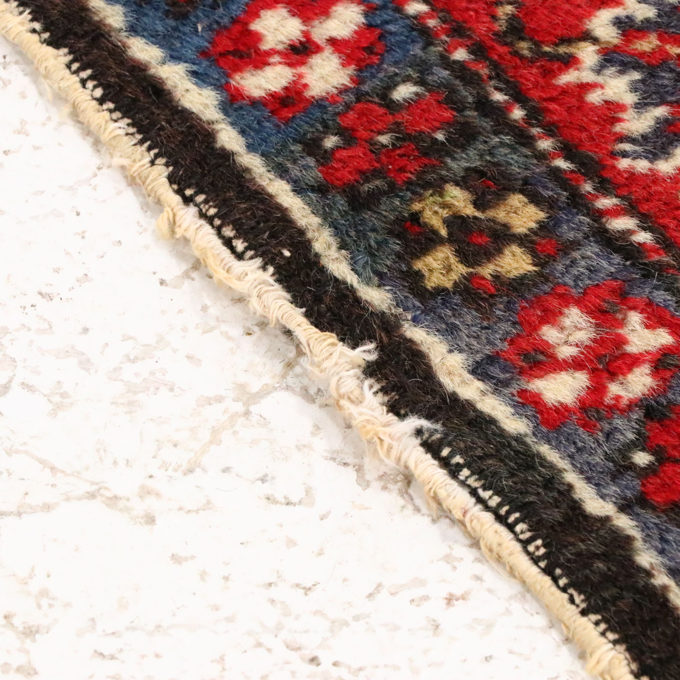 3'9 x 5'6 Hand-Knotted Caucasian Akstafa Area Rug