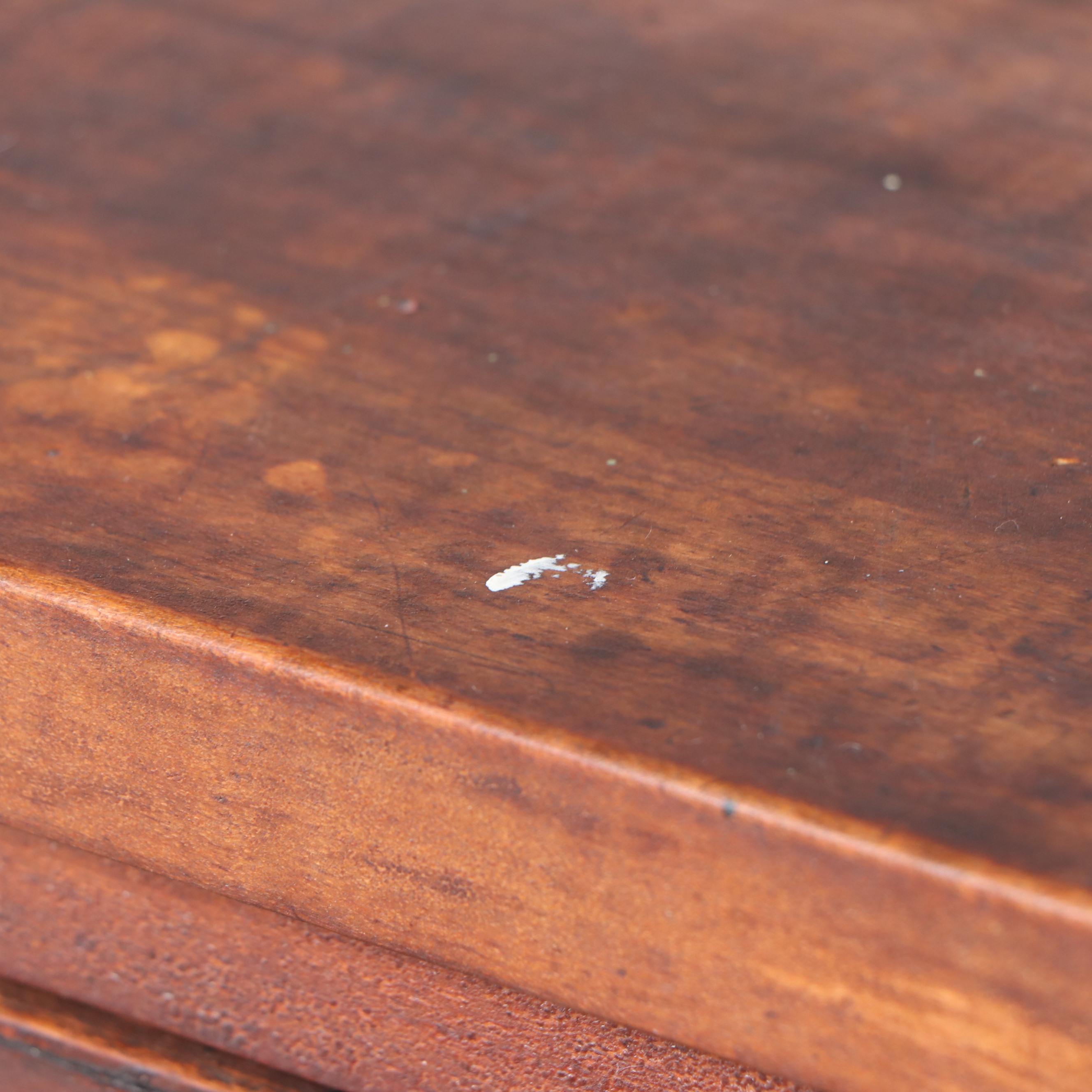 Walnut Chest of Drawers with Turned Legs, 19th Century