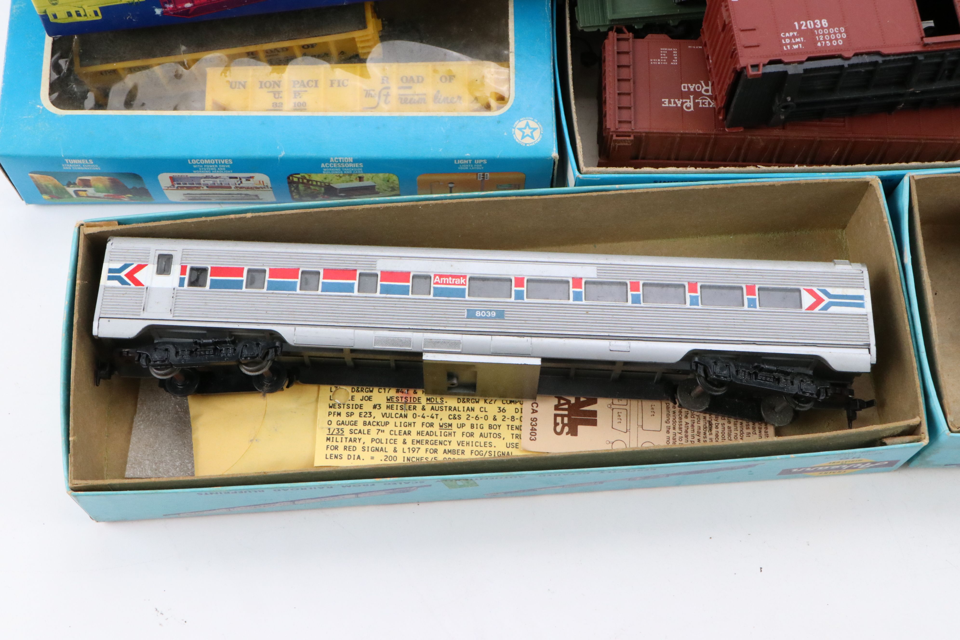 Life-Like Trains and Other HO Scale Train Cars, Late 20th Century