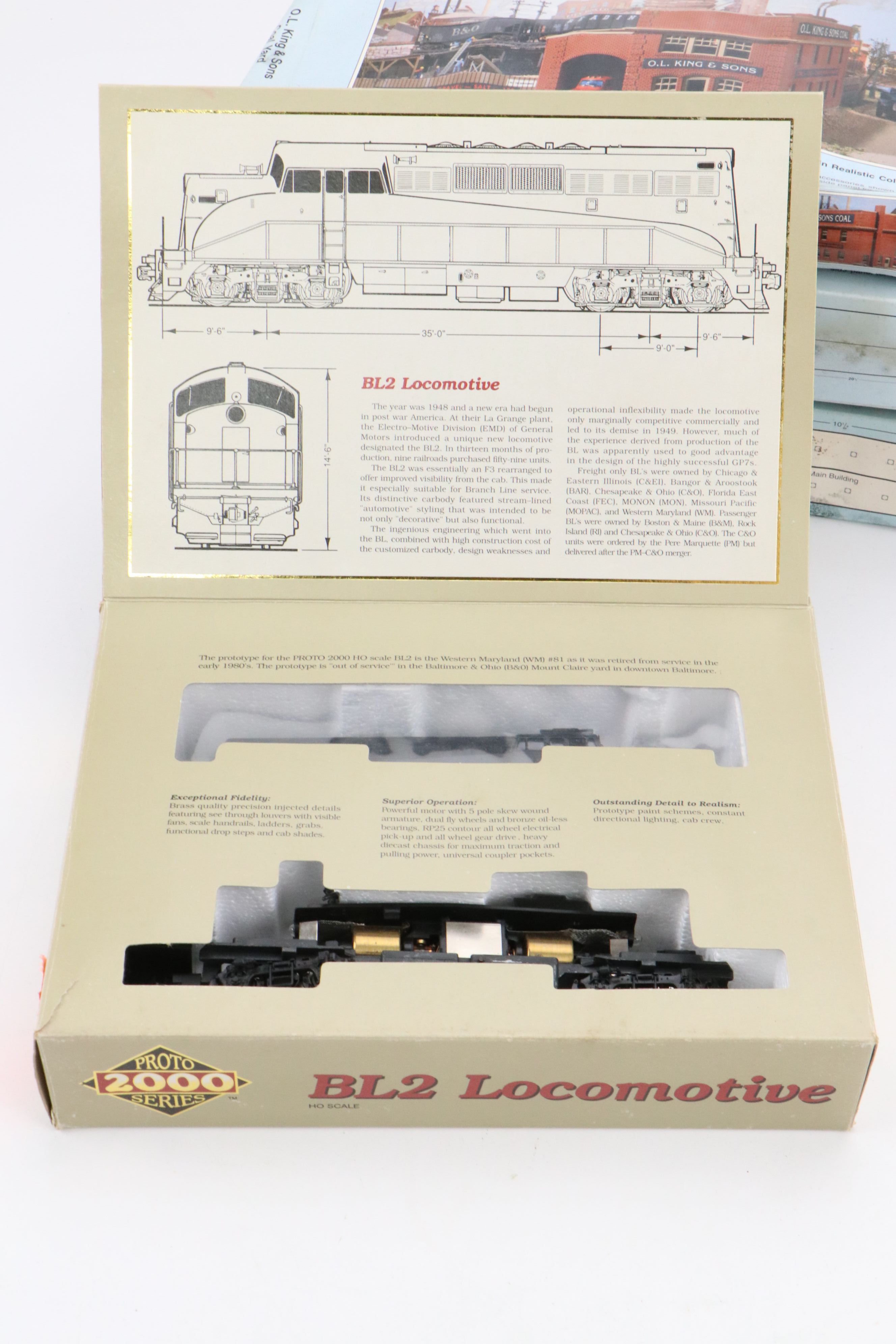 Life-Like Trains and Other HO Scale Train Cars, Late 20th Century