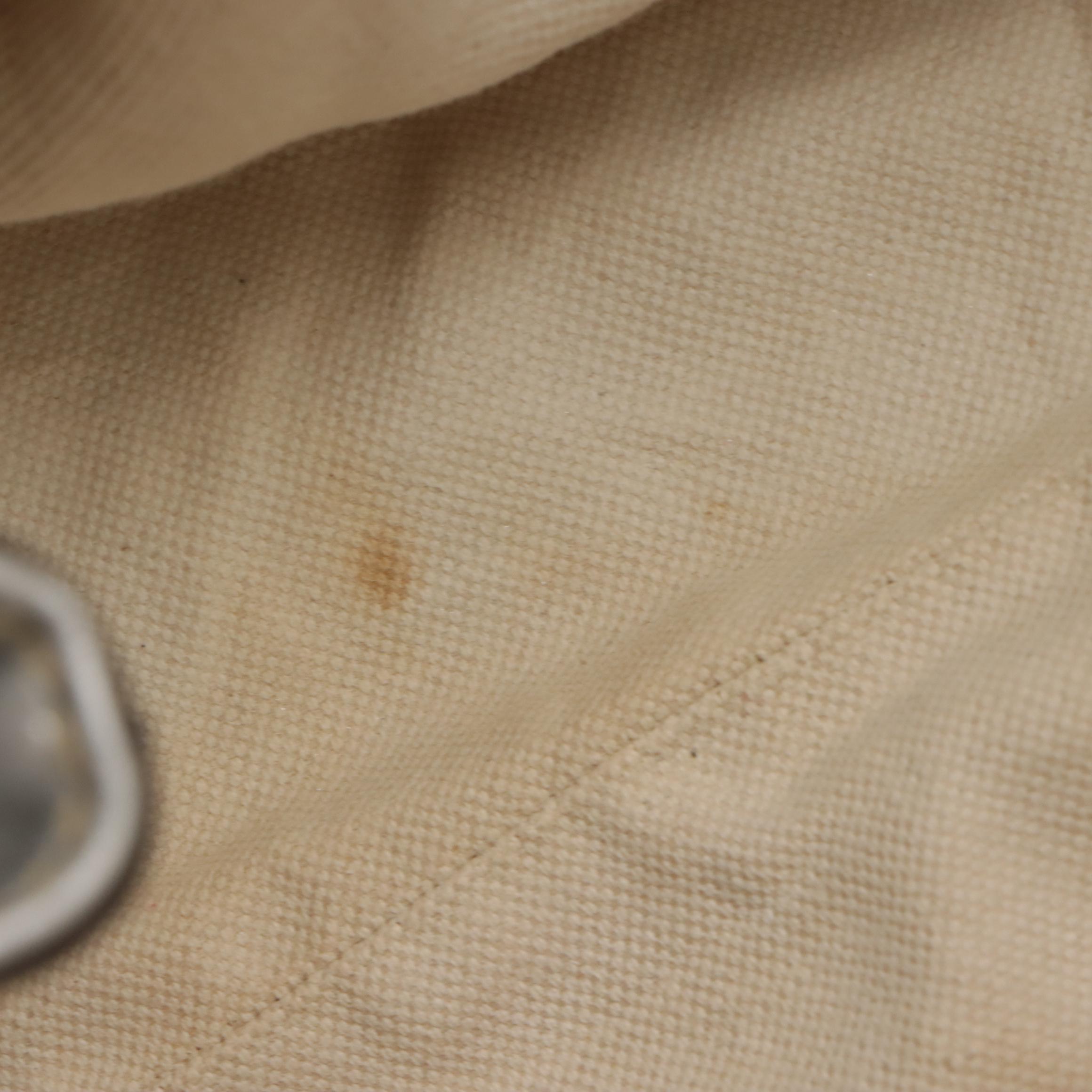 Gucci Large Sukey Hobo Shoulder Bag in Metallic Silver Guccissima Leather