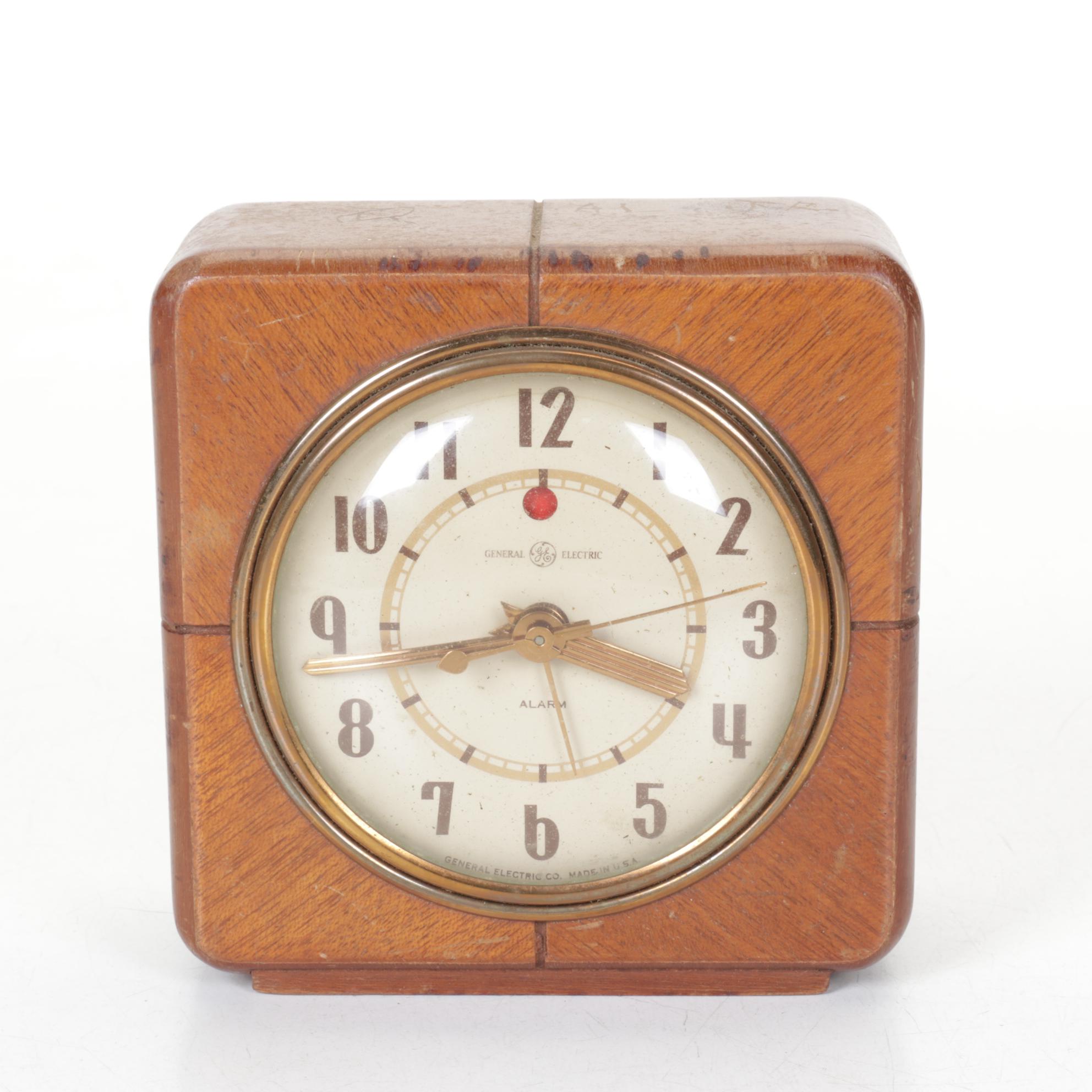 Checkered Wood Box, Mortar & Other Kitchen Tools