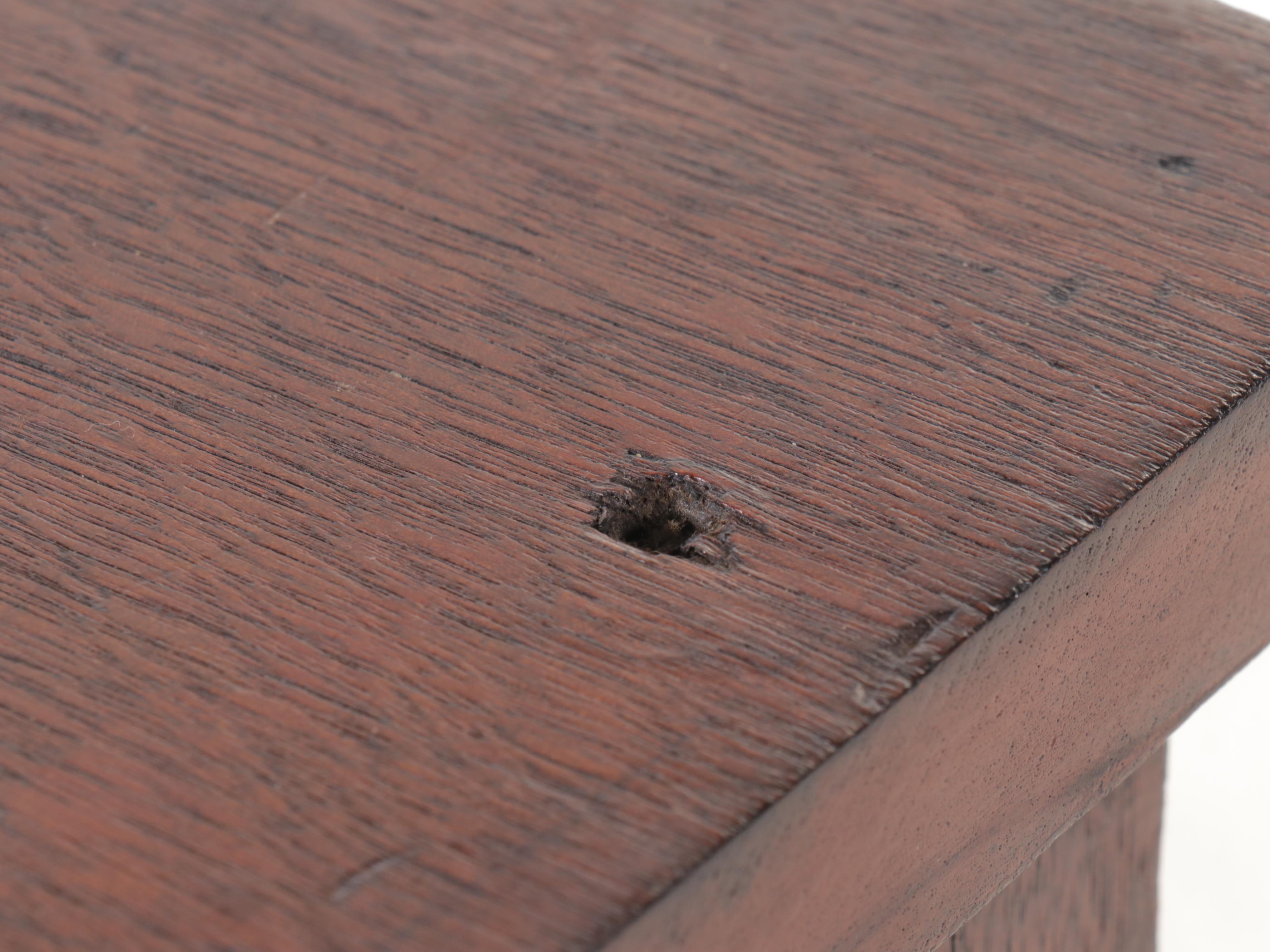 Walnut Hepplewhite Chest of Drawers, Early 19th Cetury