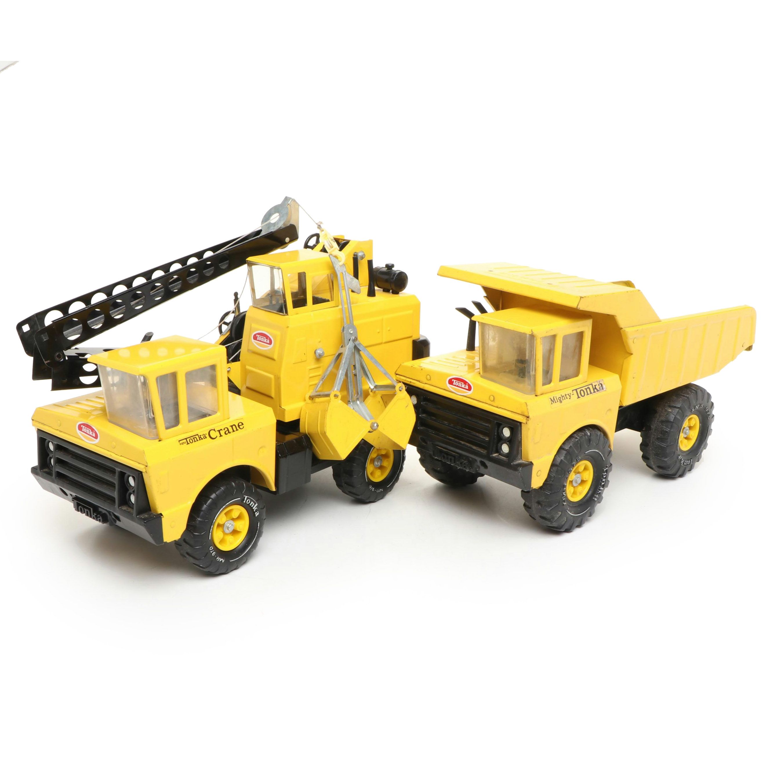 Tonka Pressed Steel Mighty Dump Truck and Crane, Mid to Late 20th Century