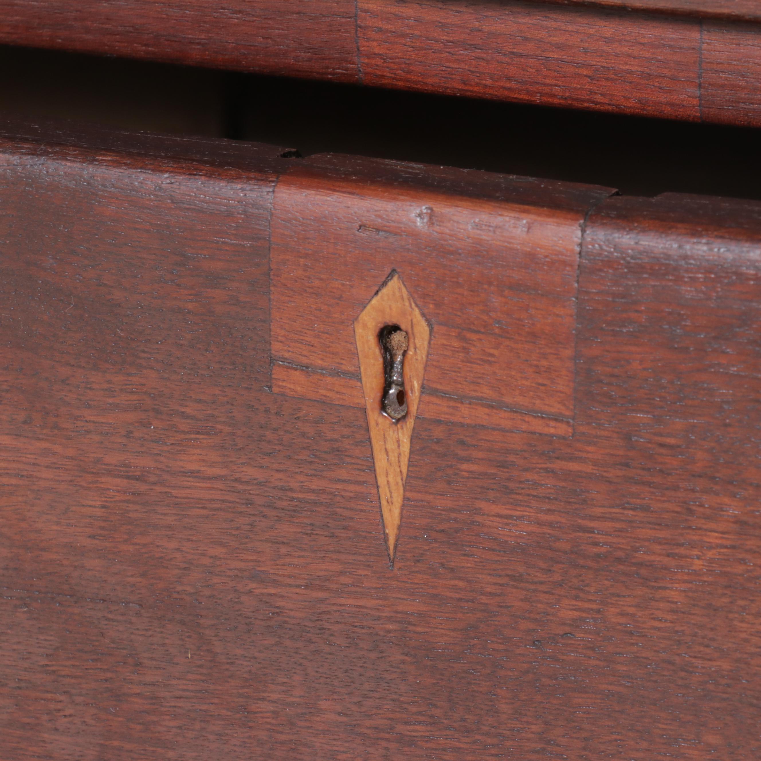 American Walnut Chest of Drawers, 19th Century