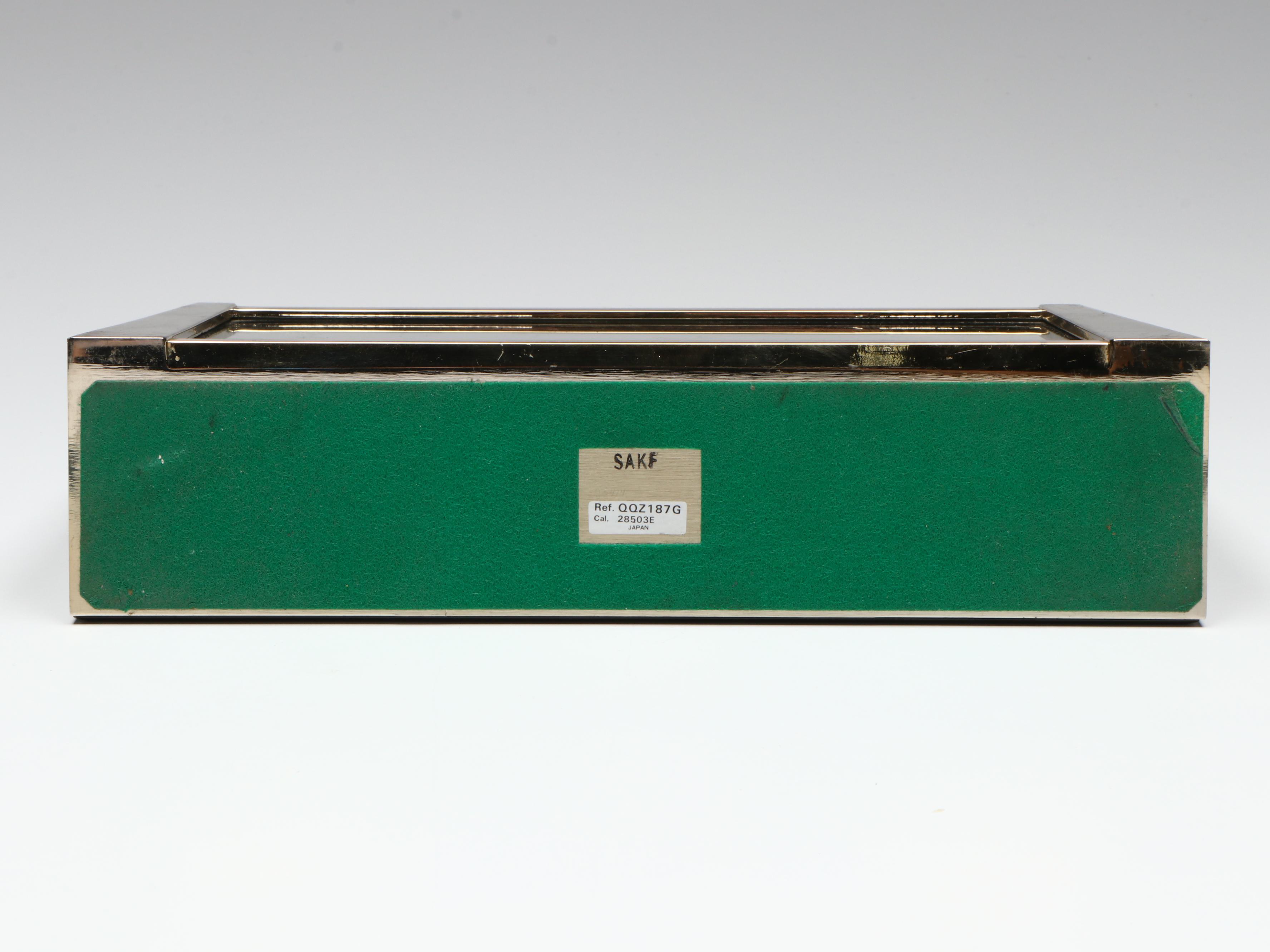 Seiko MCM Quartz Mantel Clock with Wedgwood Bone China Bull and Bear