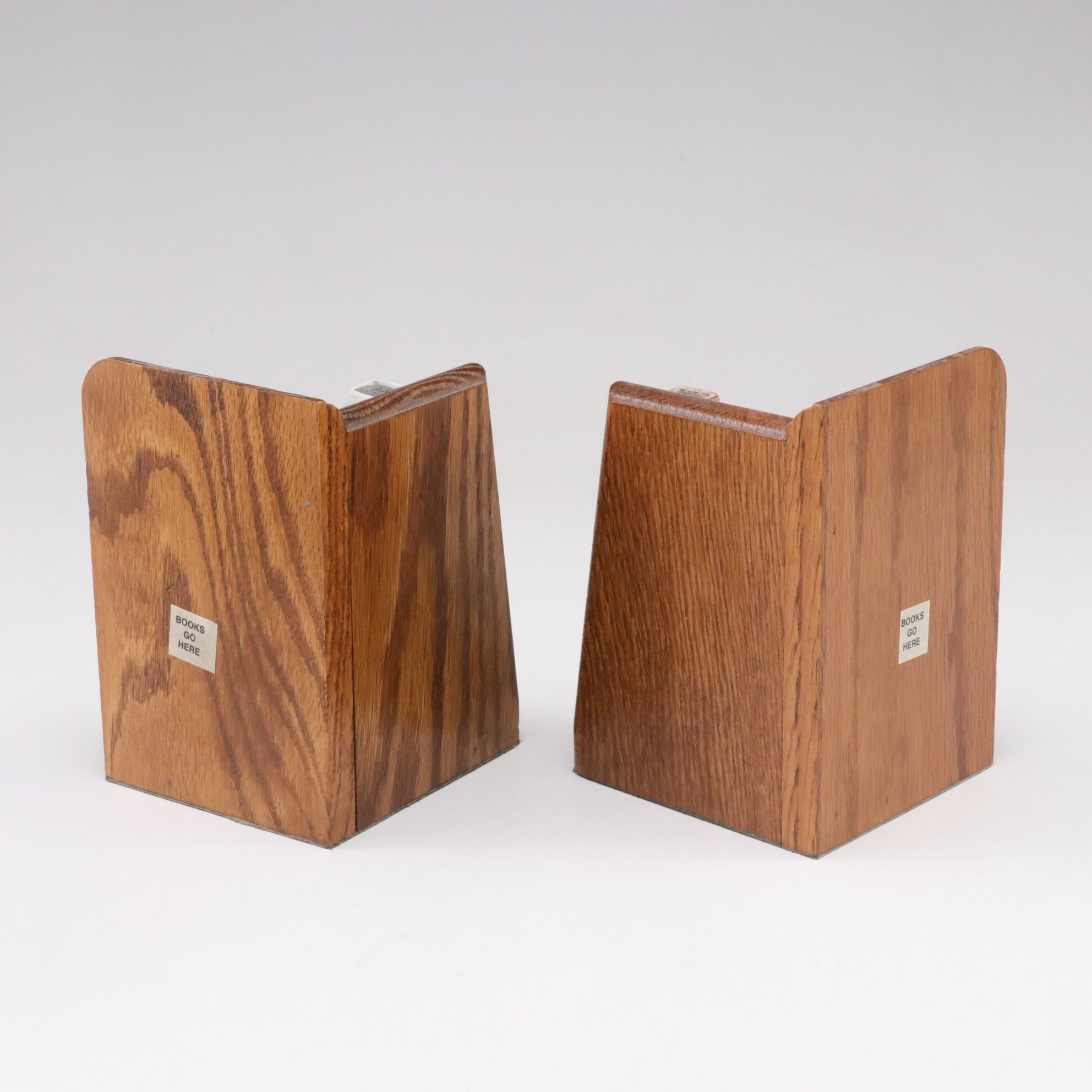 David Winter "The Printer" and "The Bookbinder" Bookends with Cottages