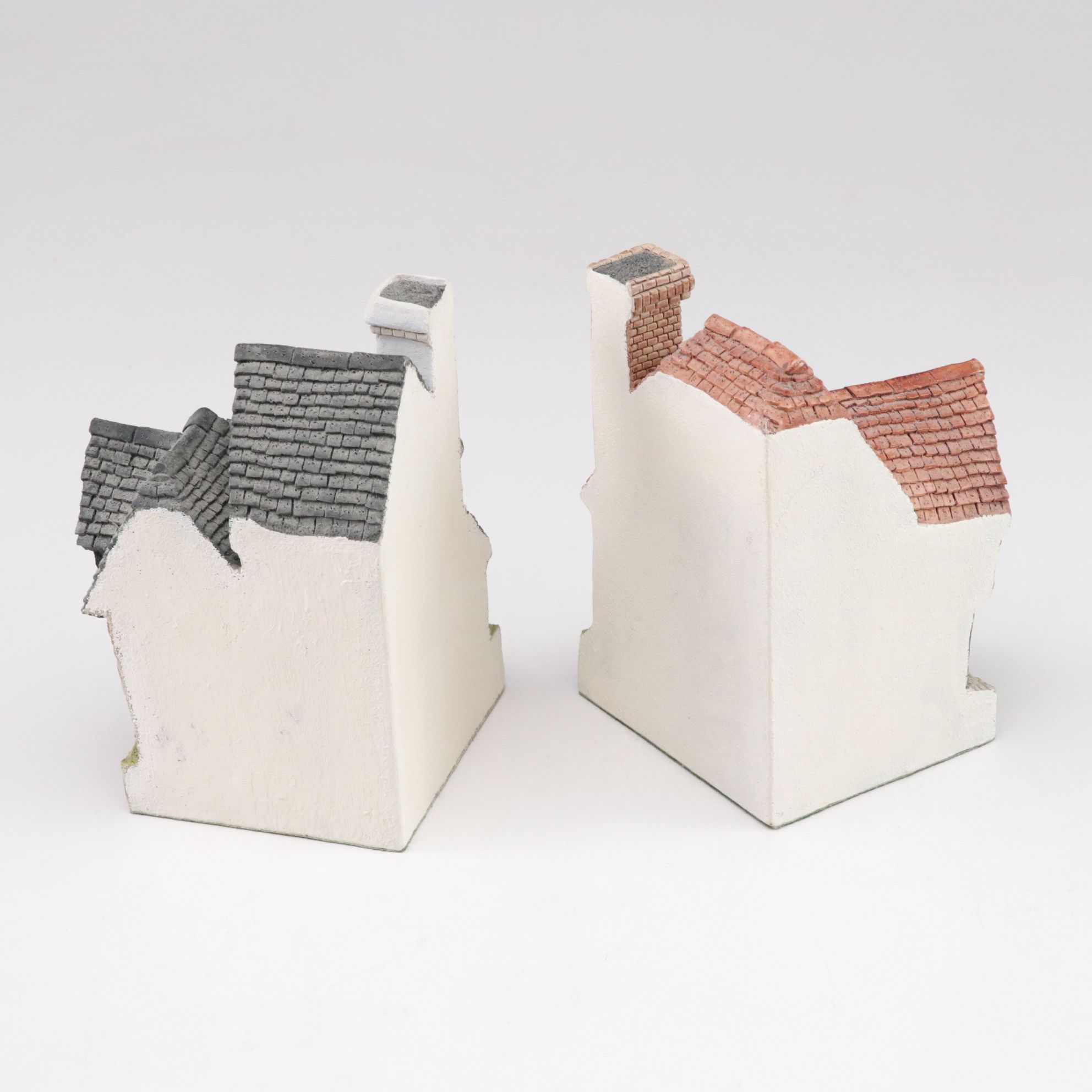 David Winter "The Printer" and "The Bookbinder" Bookends with Cottages