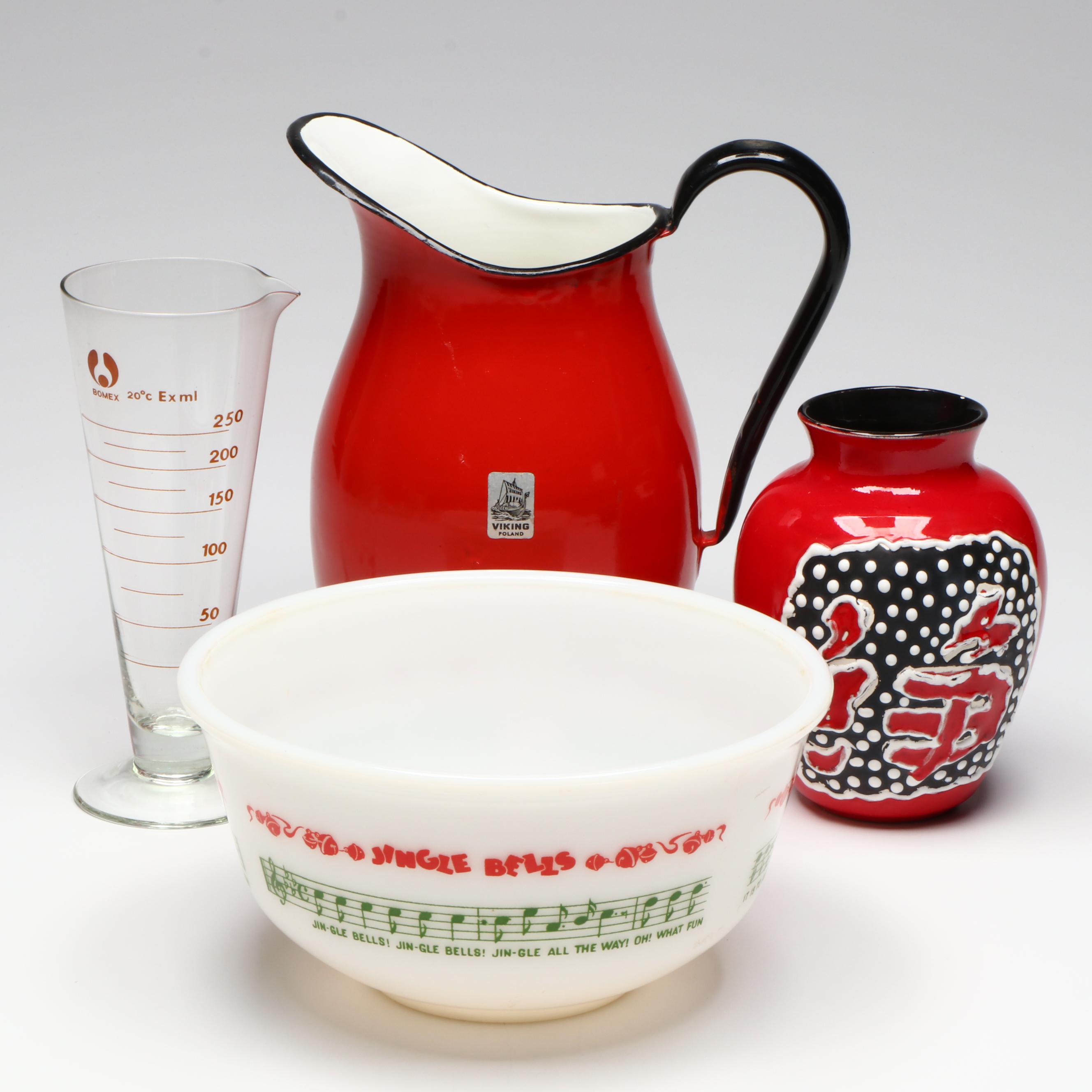 Vintage Hazel Atlas Milk Glass Bowl with Other Decor, Mid to Late 20th Century