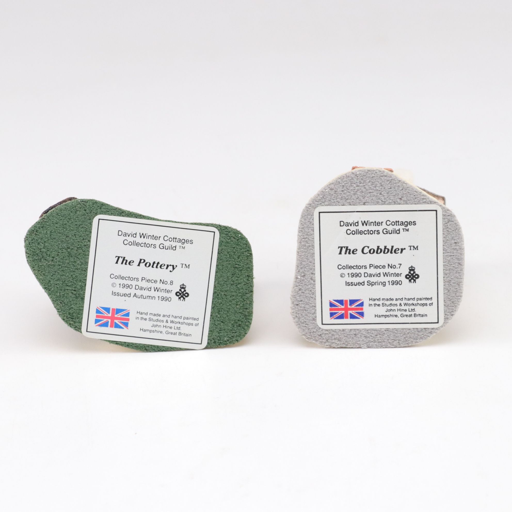 David Winter "The Village" with "The Pottery" and "The Cobbler" Cottages