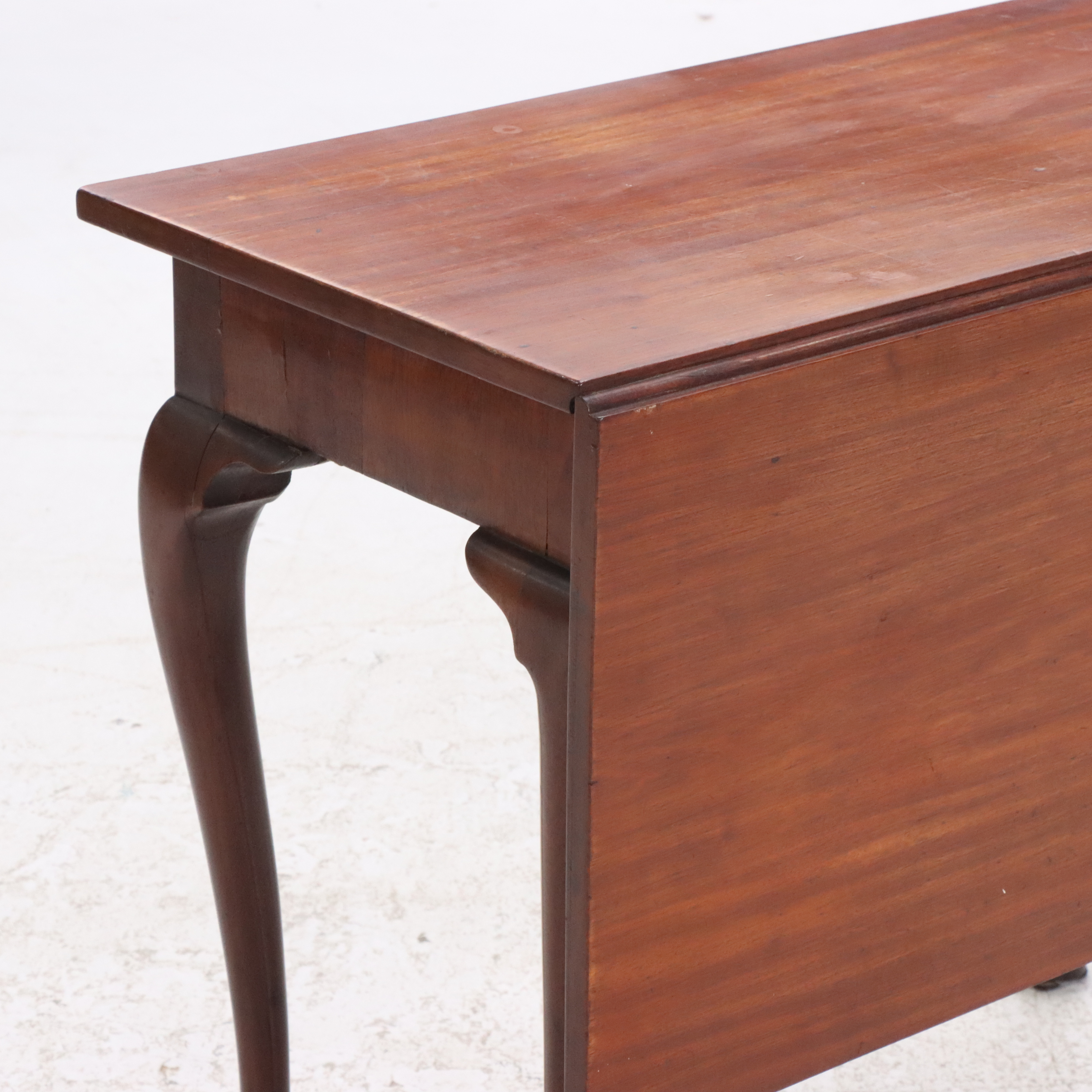 Queen Anne Mahogany Tea Table, 18th Century