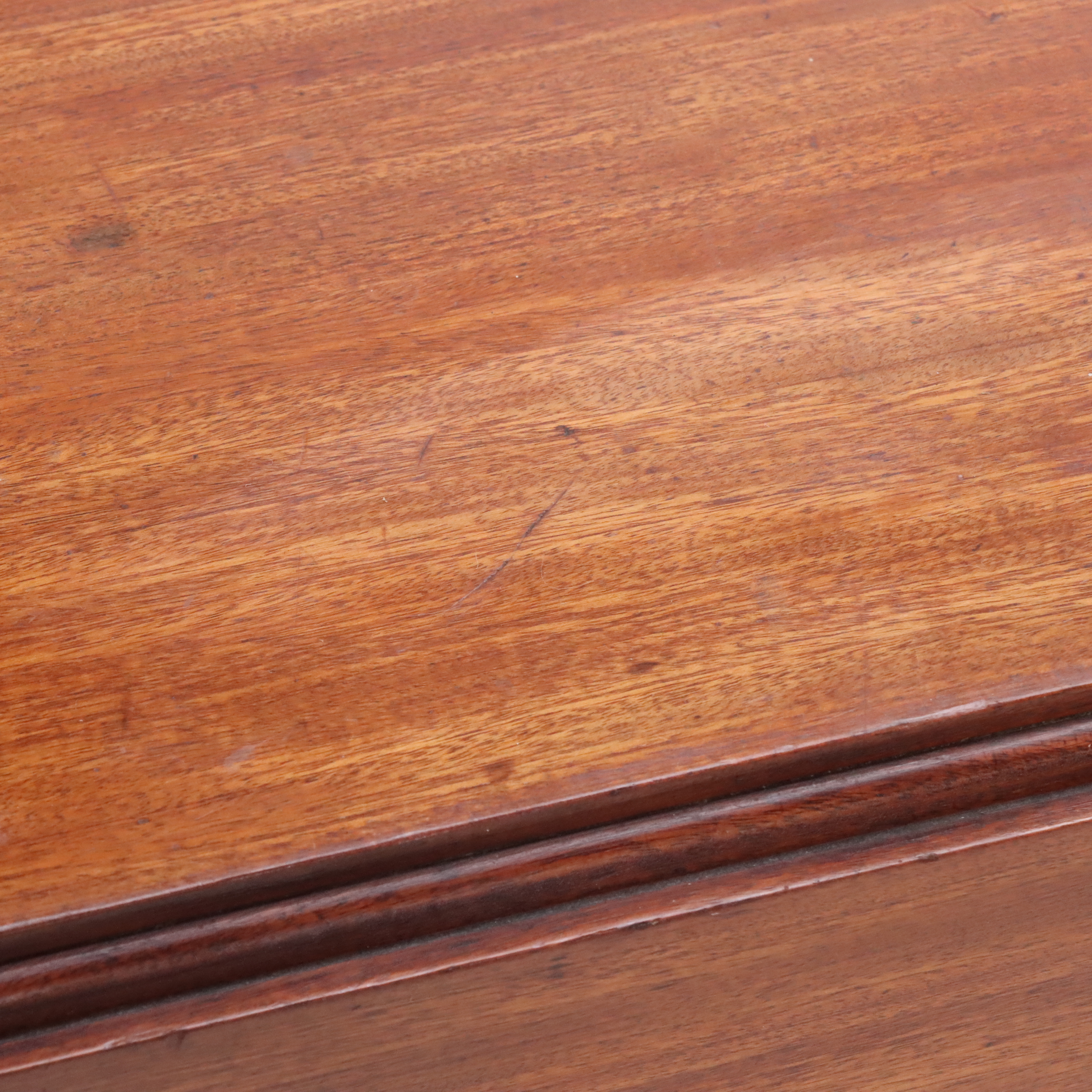 Queen Anne Mahogany Tea Table, 18th Century