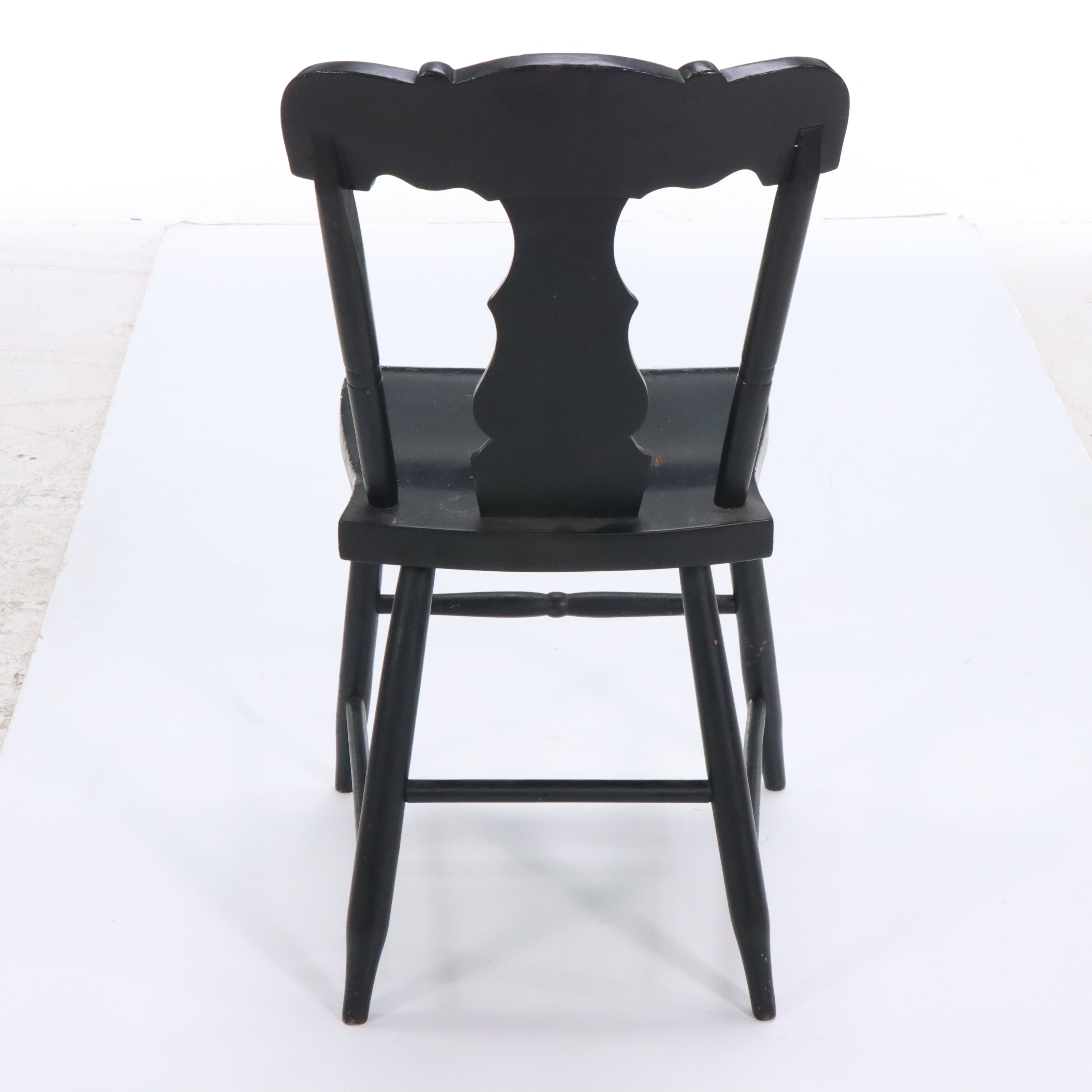 American Colonial Style Painted Side Chair