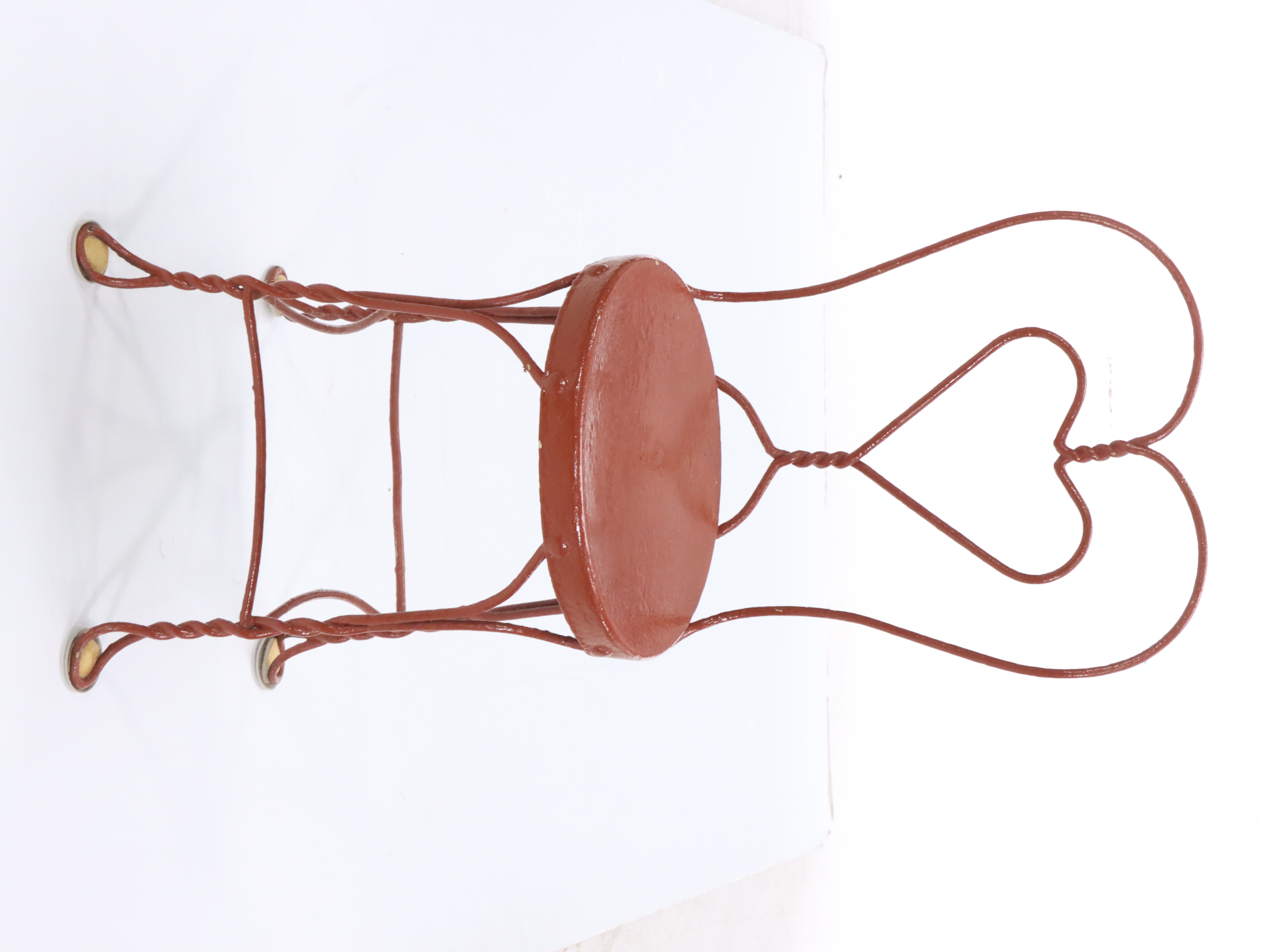 Metal Heart Back Chairs with Bistro Table