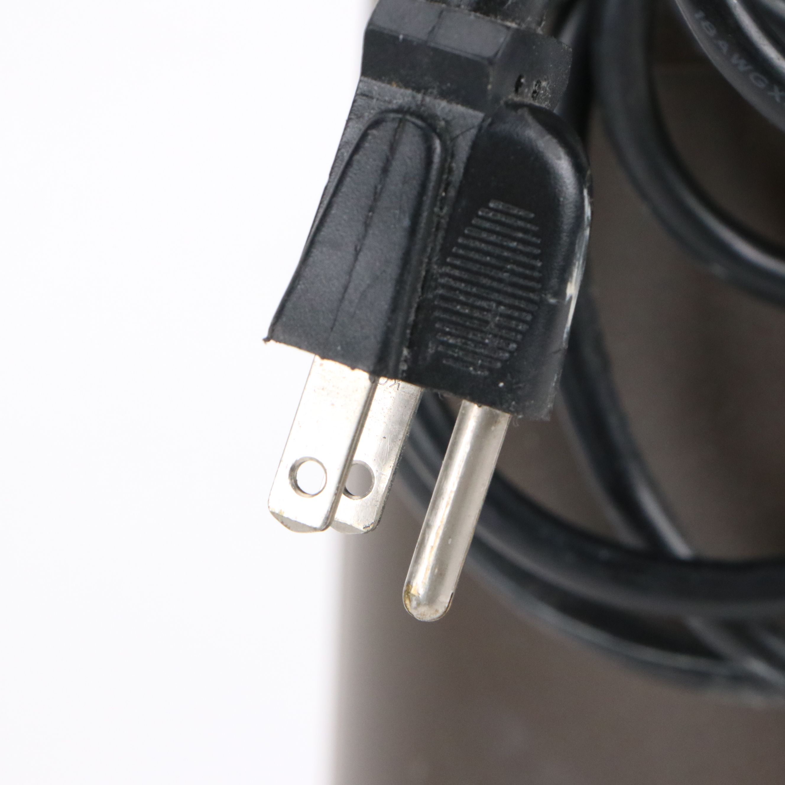 Fanimation Fargo Art Deco Style Orbital Desktop Fan, 21st Century