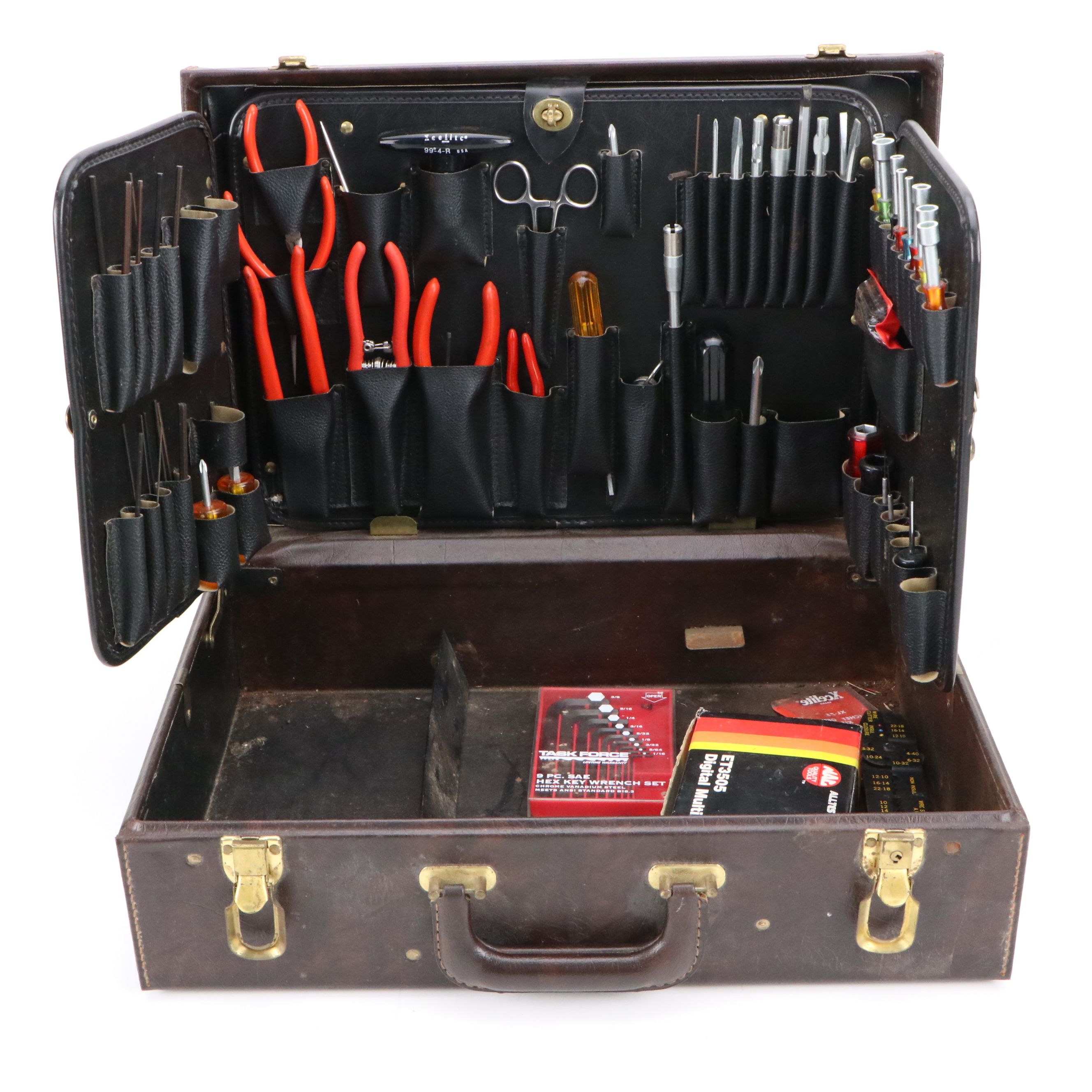 Magnaflux Magnetic Particle Test Device and More Vintage Electricians Equipment