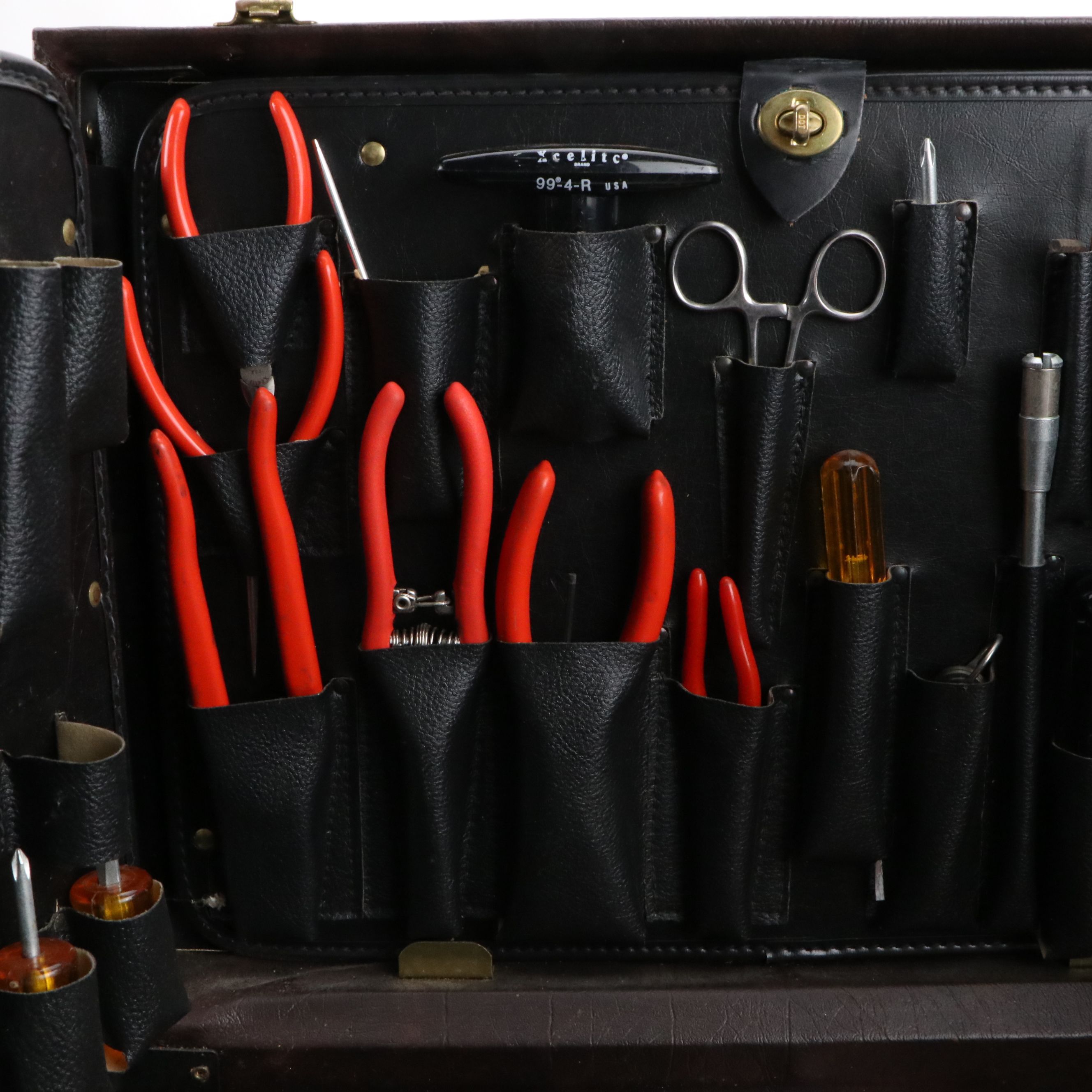 Magnaflux Magnetic Particle Test Device and More Vintage Electricians Equipment