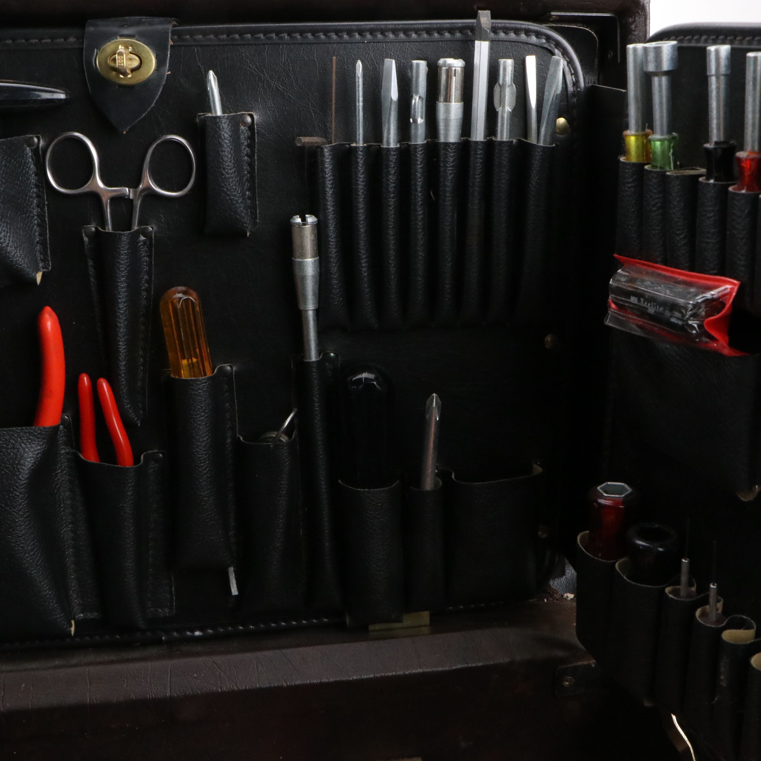 Magnaflux Magnetic Particle Test Device and More Vintage Electricians Equipment