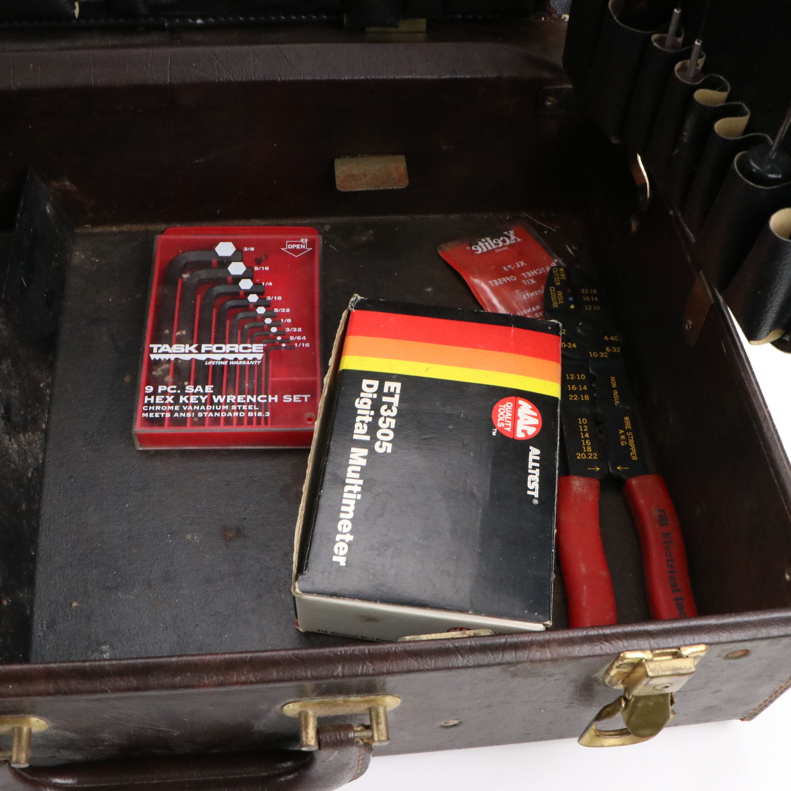 Magnaflux Magnetic Particle Test Device and More Vintage Electricians Equipment