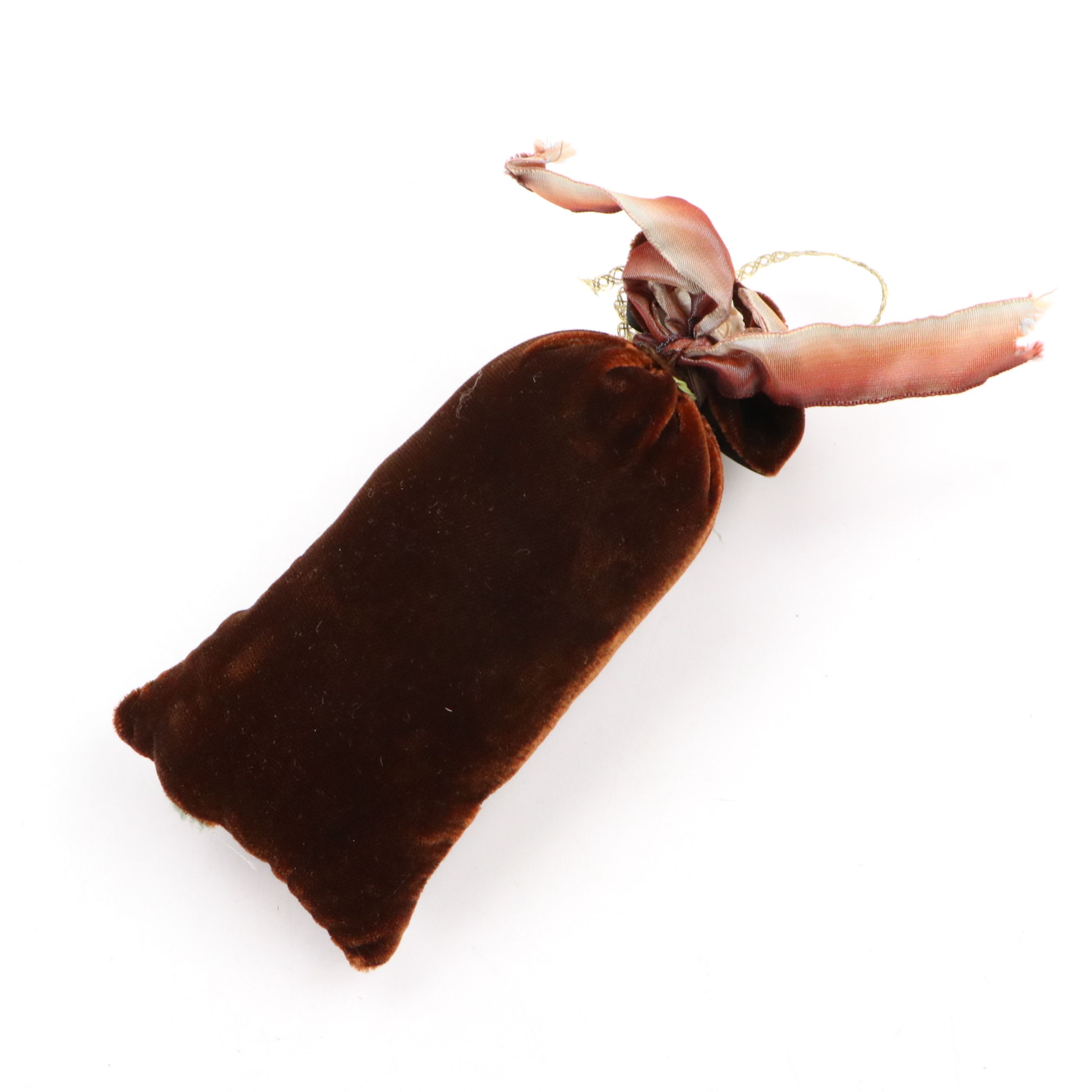 Granite and Calcite Obelisks, MacKenzie-Childs Curtain Tie and More