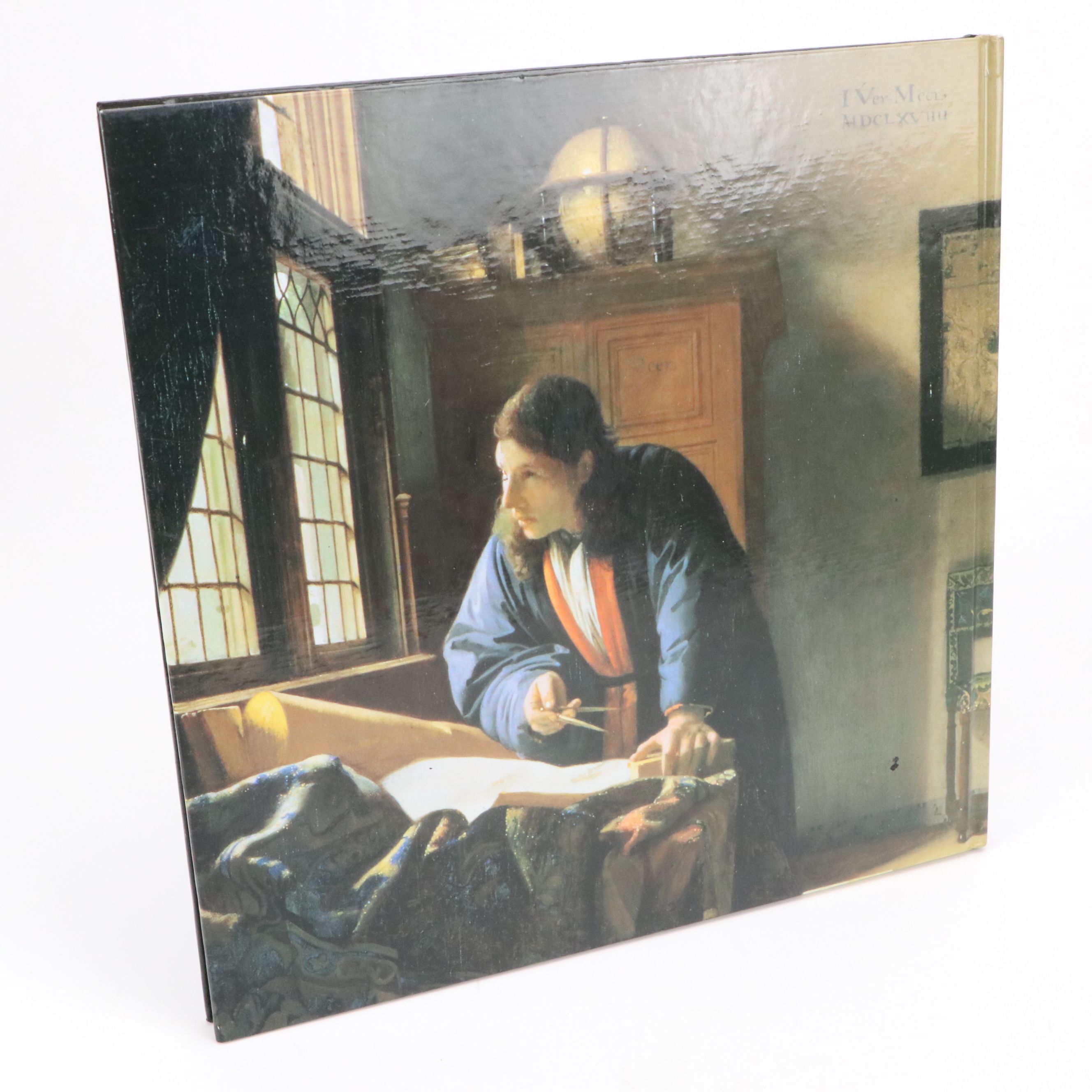 Granite and Calcite Obelisks, MacKenzie-Childs Curtain Tie and More