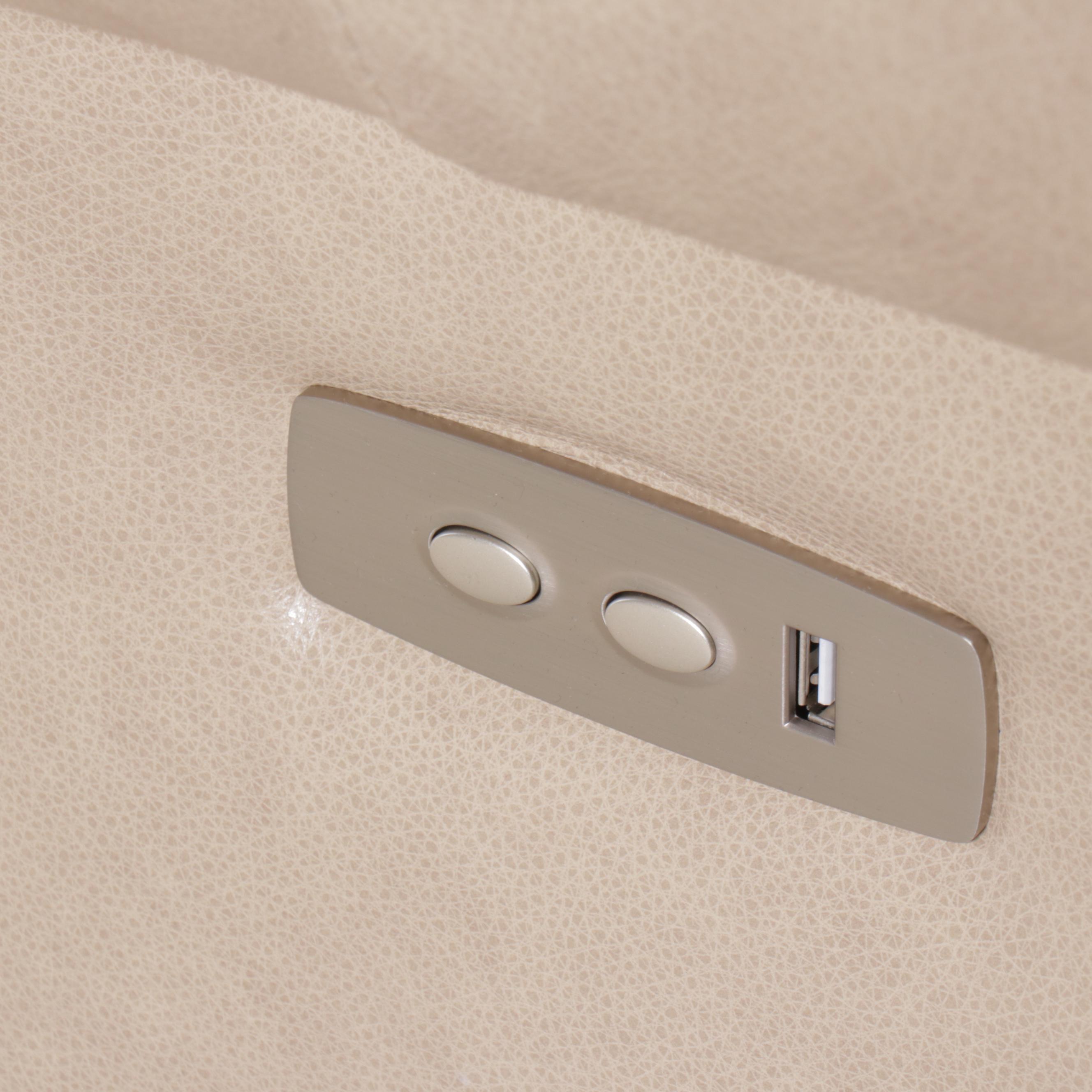 La-Z-Boy Classics "Coffee" Leather Electric Recliner