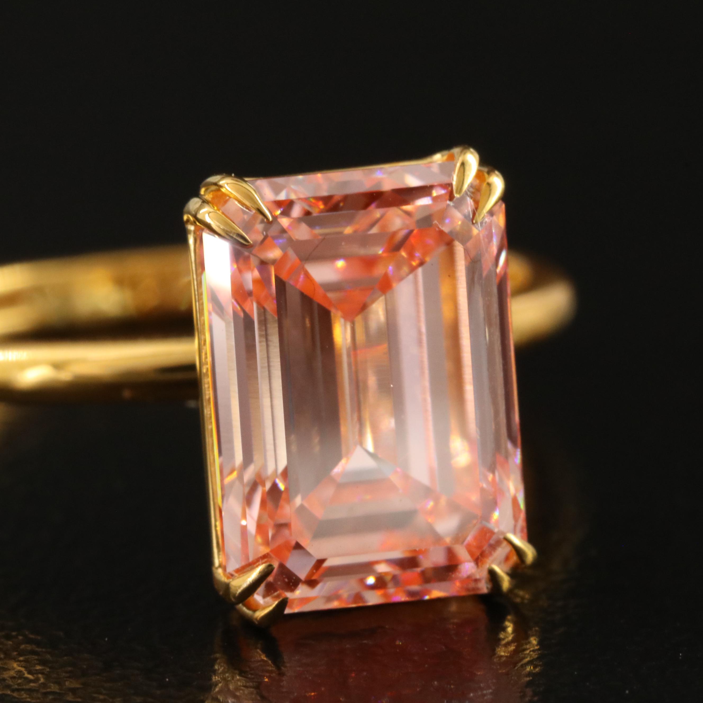 18K 4.10 CT Lab Grown Fancy Pink Diamond Solitaire Ring with IGI Report