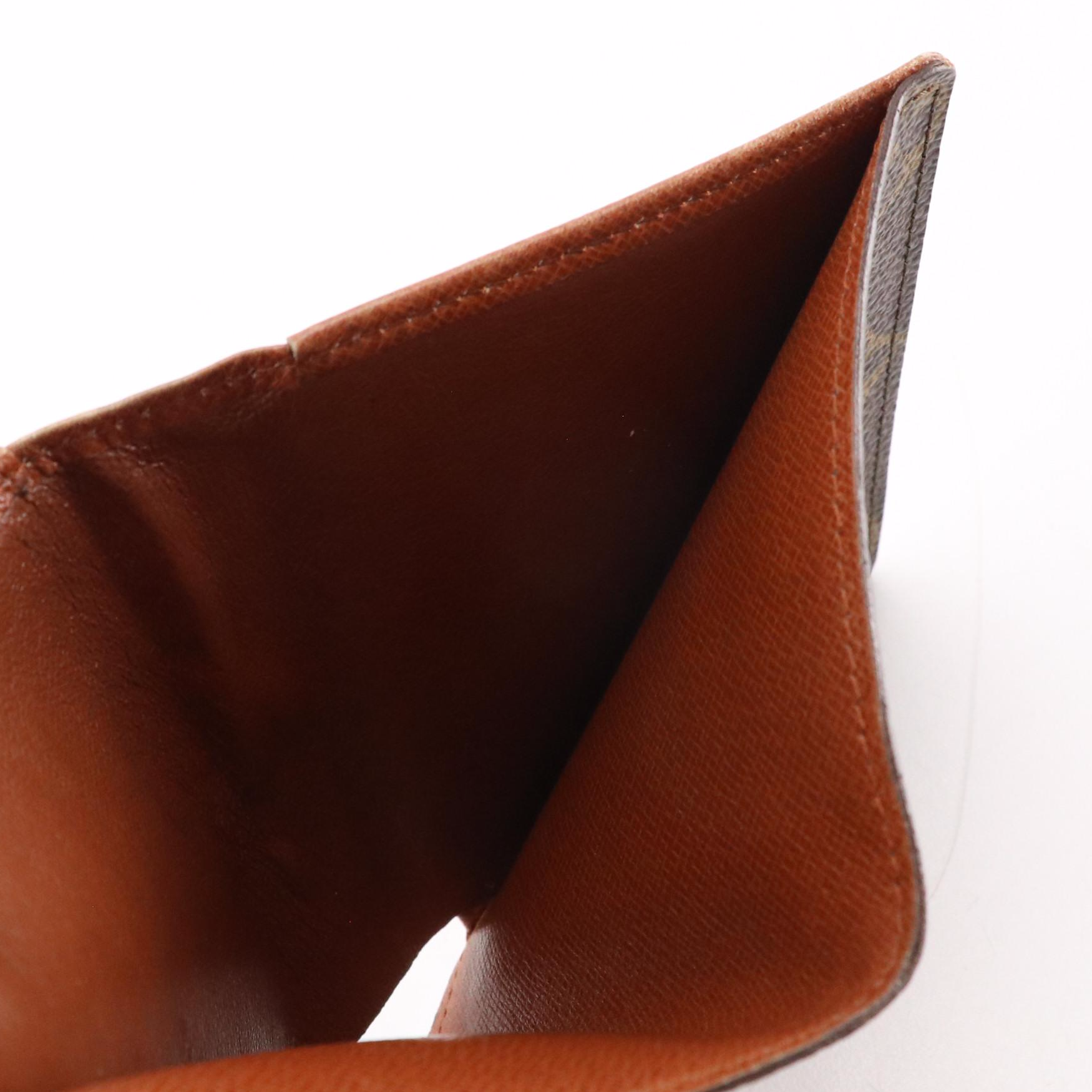 Louis Vuitton Monogram Canvas Bifold Wallet