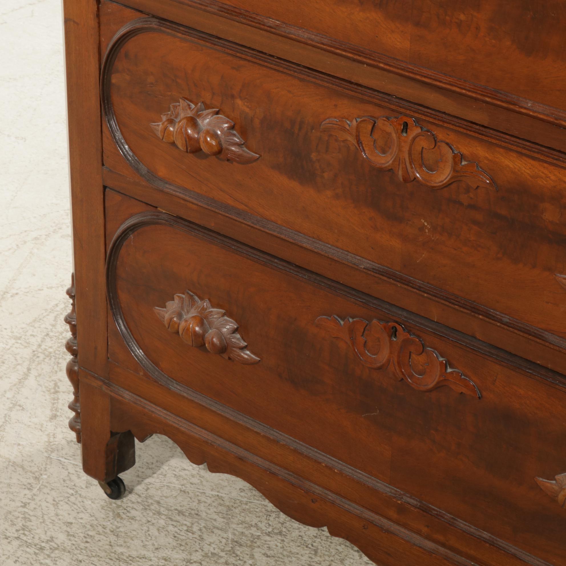 Victorian Walnut and Burl Wood Chest of Drawers, Late 19th to Early 20th Century