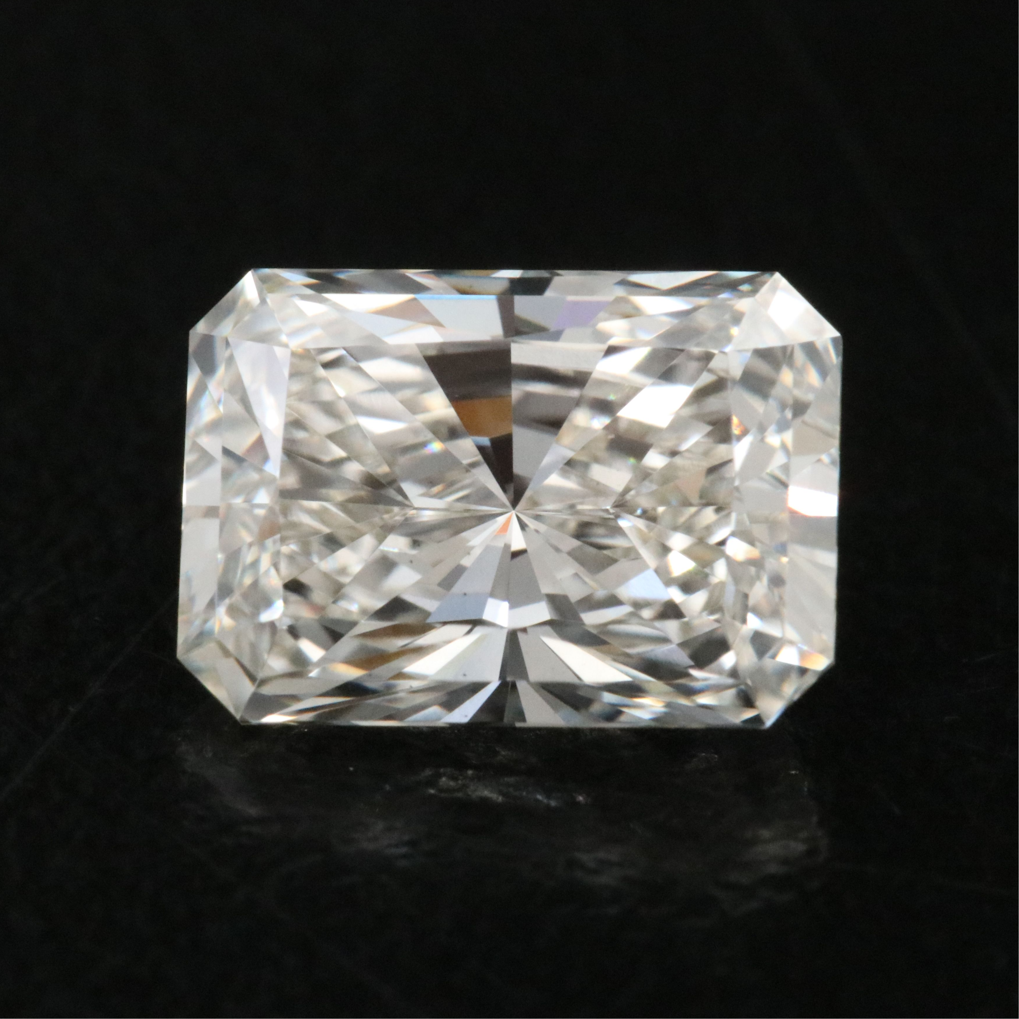 Loose 1.82 CT Lab Grown Diamond with IGI Report