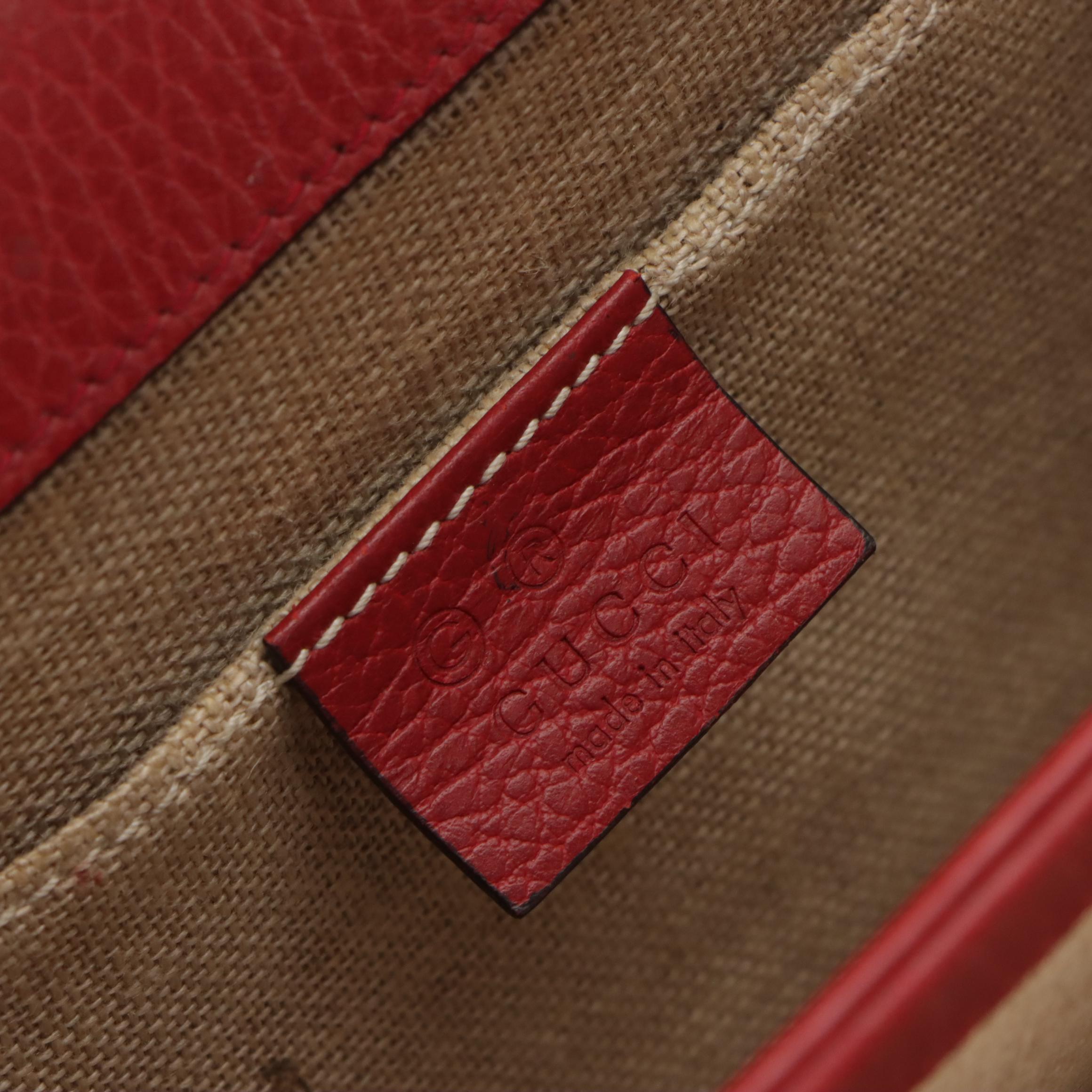 Gucci Small Dollar Interlocking GG Crossbody Bag in Beige Grained Leather