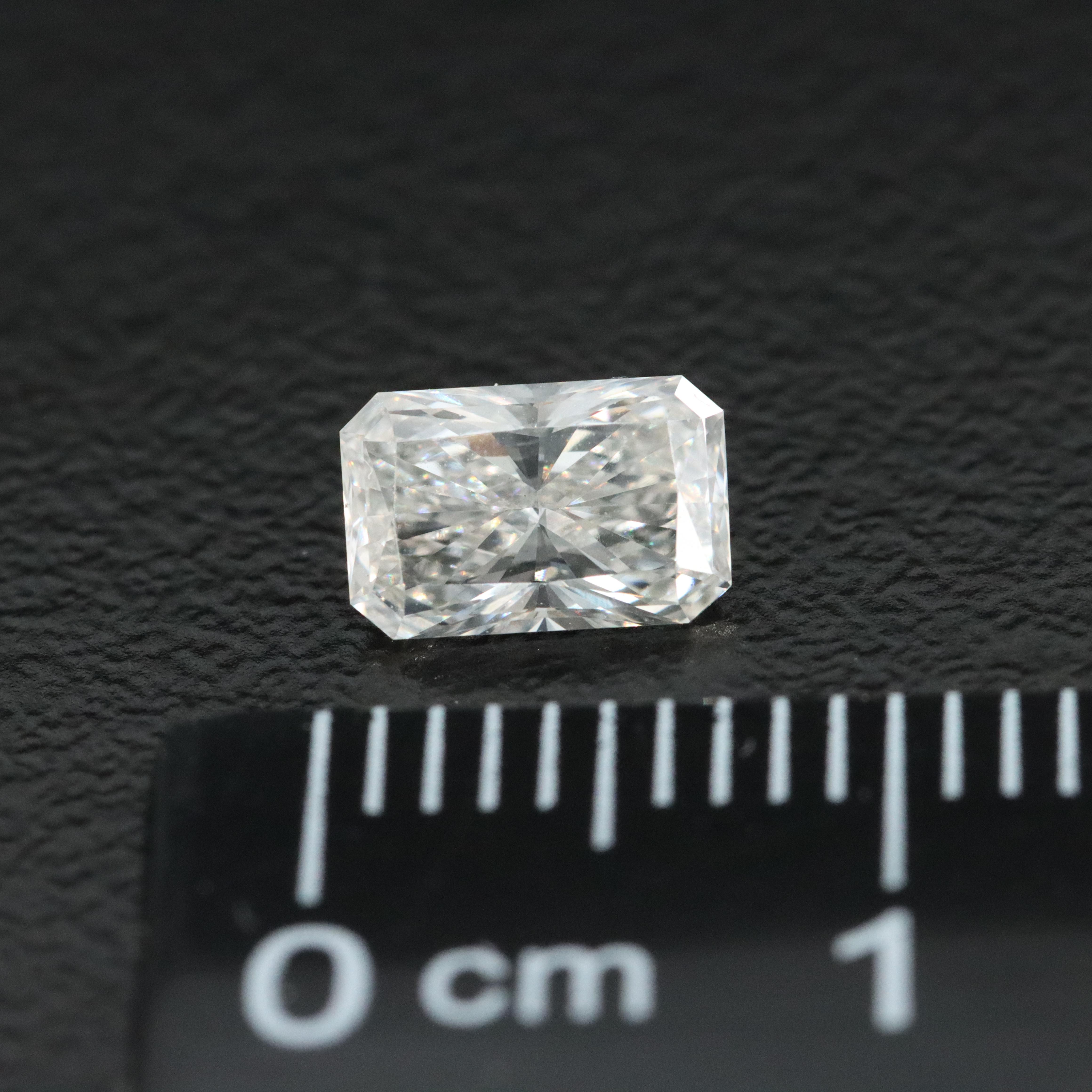 Loose 0.73 CT Lab Grown Diamond