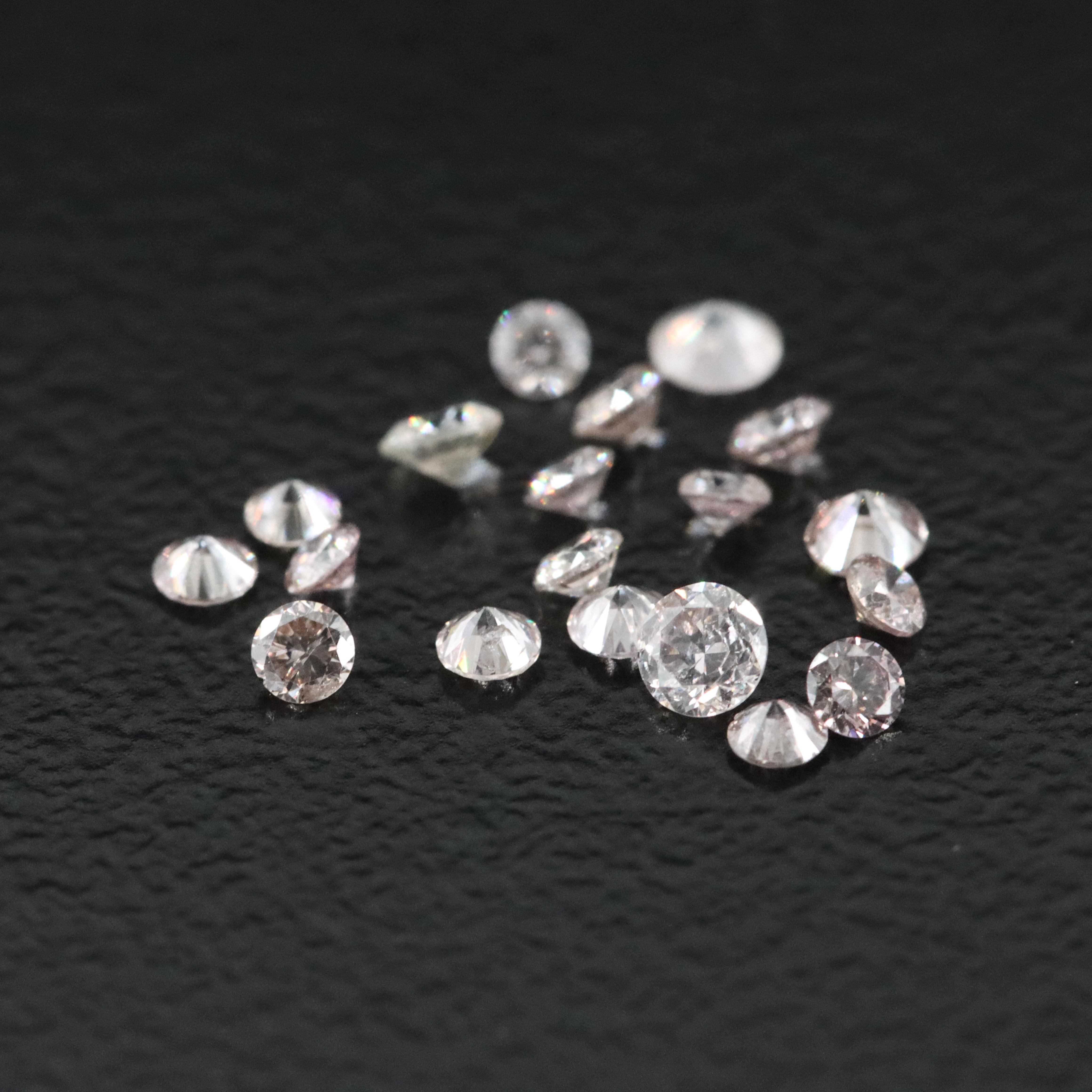 Loose 0.53 CTW Diamond and Faint Pink Diamond Lot