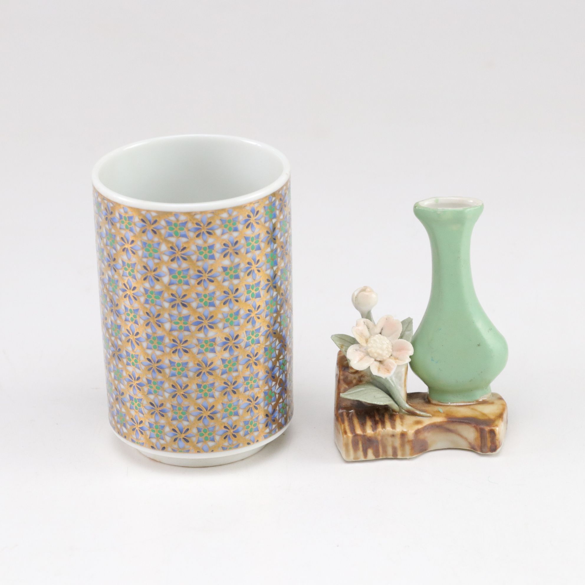 Hand-Painted Souvenir Figurines & Metal Trays