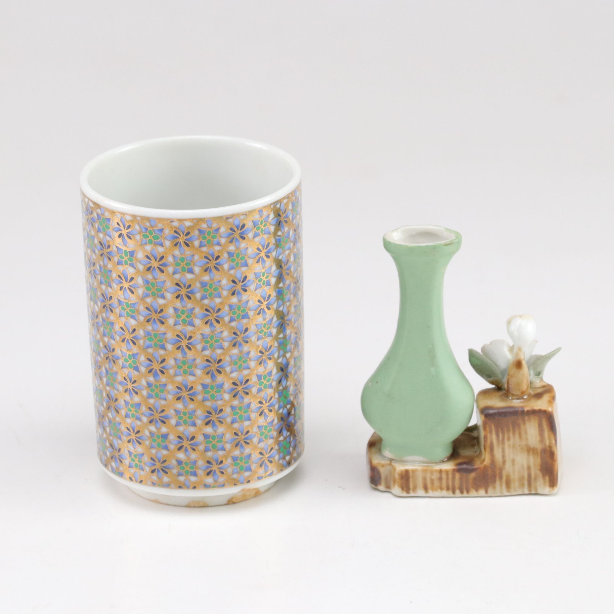 Hand-Painted Souvenir Figurines & Metal Trays