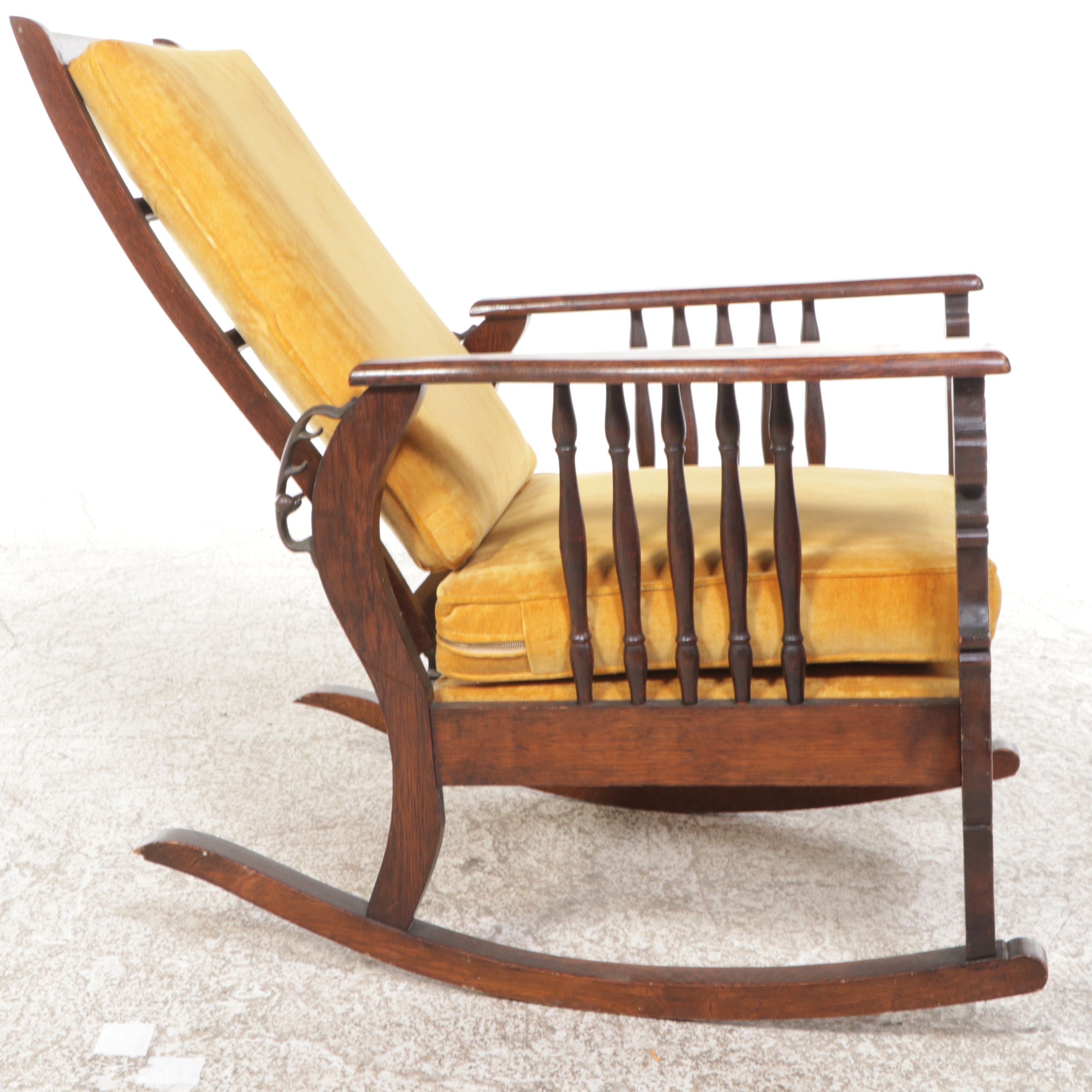 Morris-Style Carved Oak Rocking Chair with Lion's Head Arms, Early 20th Century
