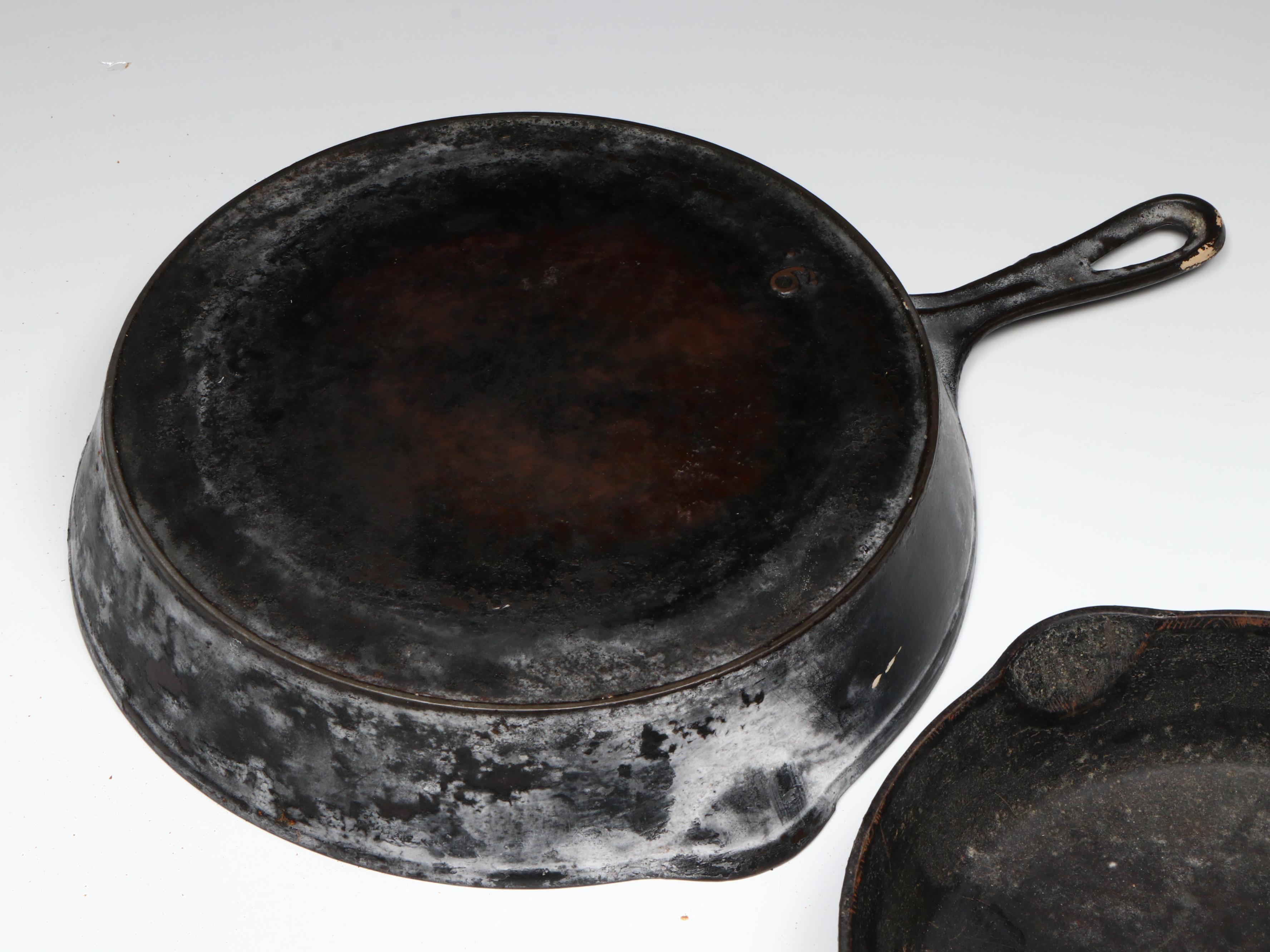 American Cast Iron Pans Featuring Griswold of Erie, Pennsylvania