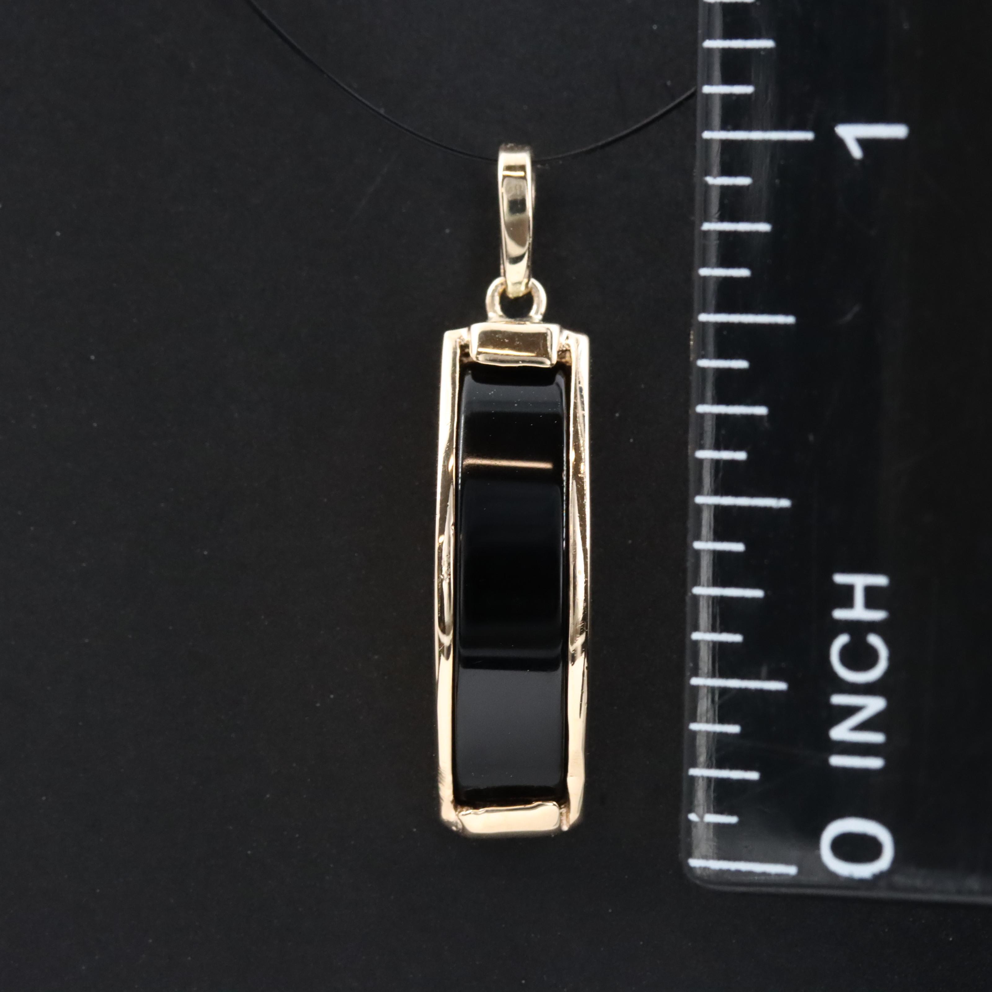 14K Black Onyx Stick Pendant